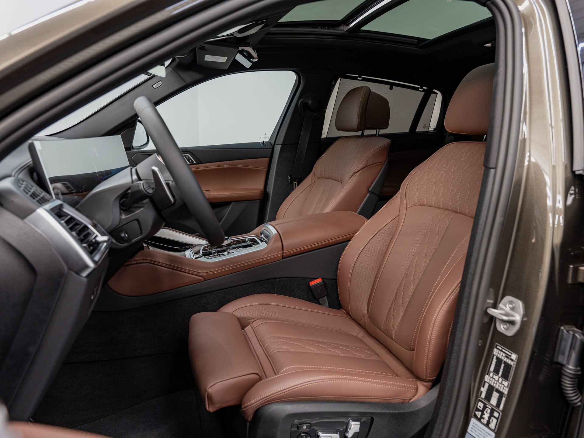 Автомобиль BMW X6 40i 3.0 AT (381 л.с.) 4WD - 16