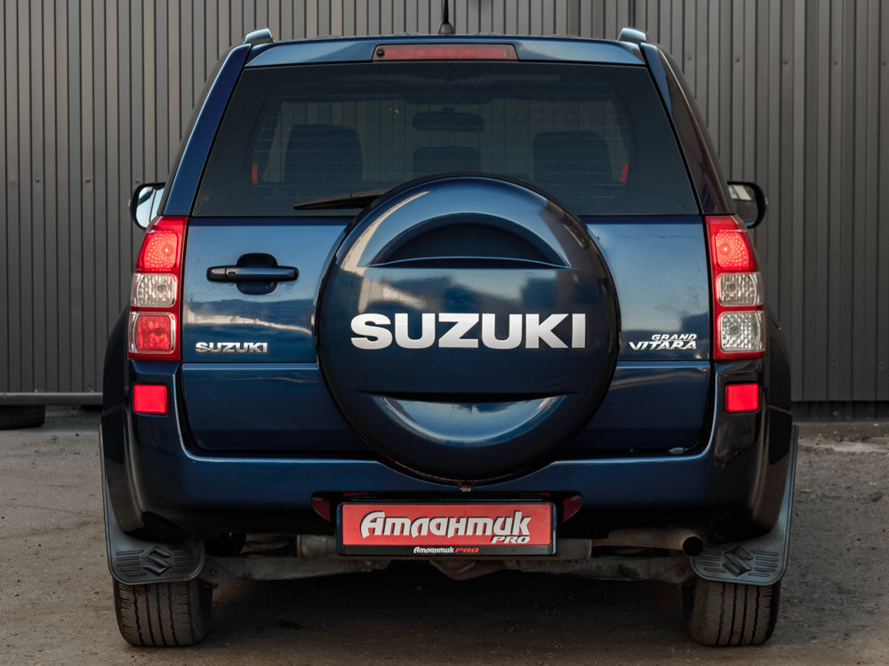 Купить Suzuki Grand Vitara 2.4 AT (169 л.с.) 4WD, 2011 в Екатеренбурге