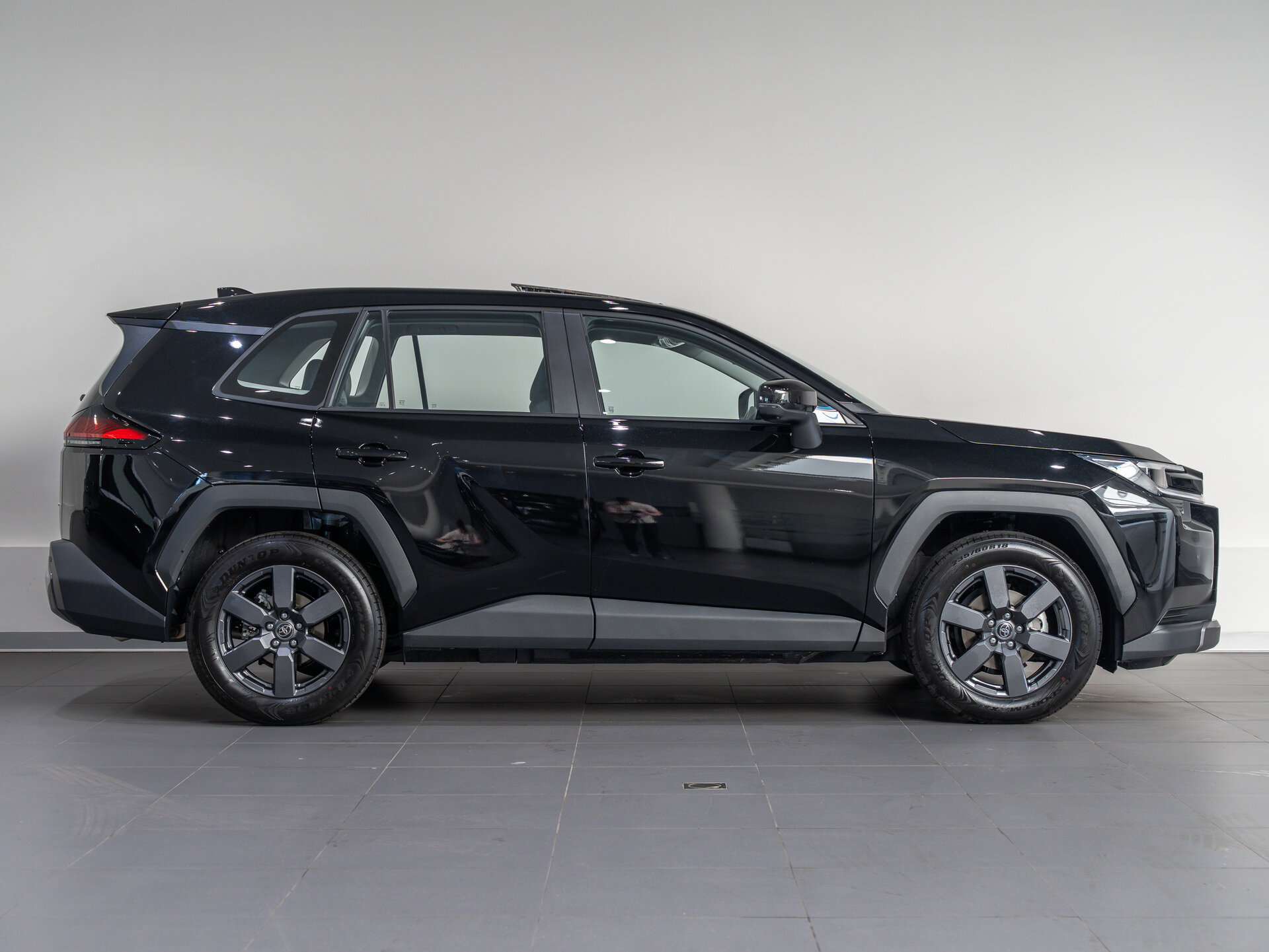 Автомобиль Toyota RAV4 2.0 CVT (171 л.с.) 4WD - 4