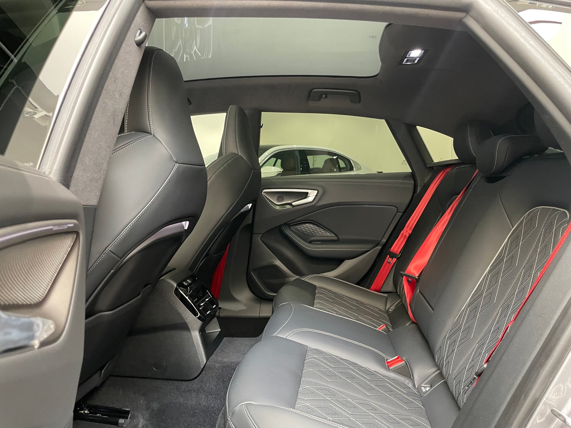 Автомобиль Audi A5 L Sportback 2.0 AMT (204 л.с.) 4WD - 9