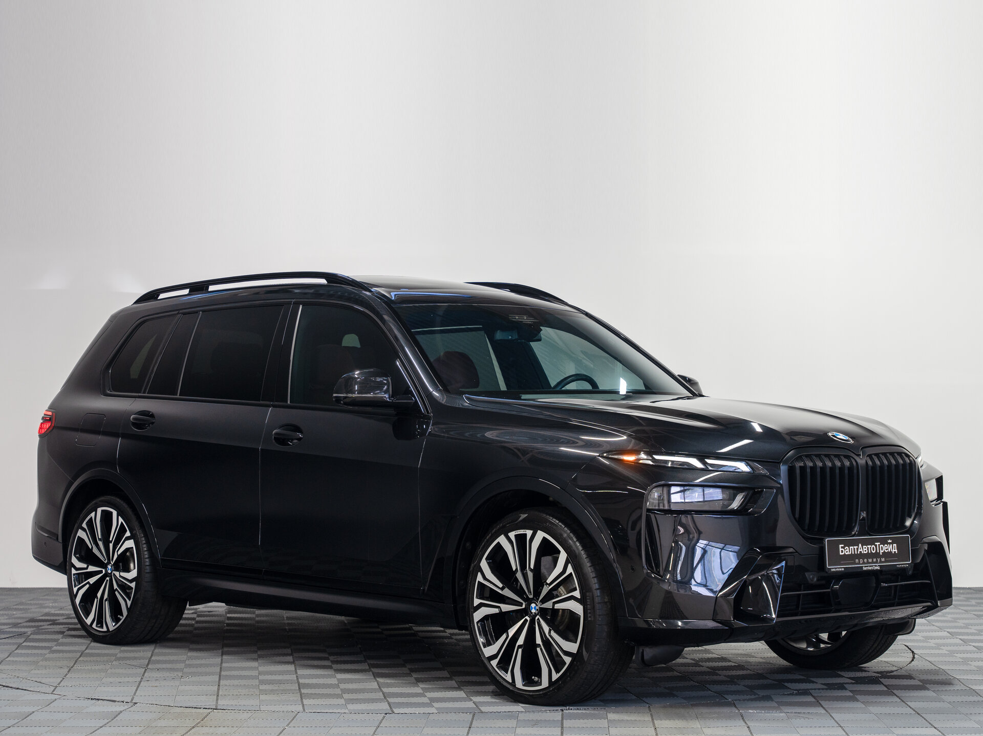 Автомобиль BMW X7 40i 3.0 AT (381 л.с.) 4WD - 5