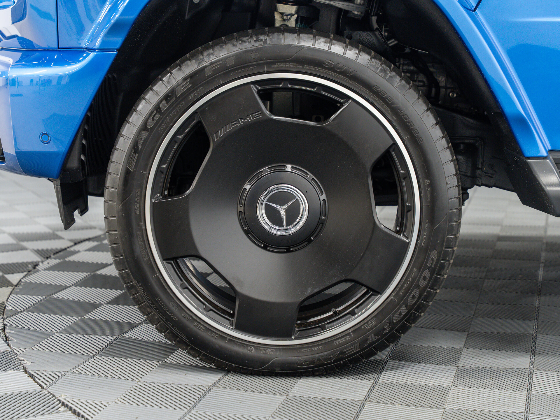 Автомобиль Mercedes-Benz G-Класс 450 d 3.0d AT (367 л.с.) 4WD - 3