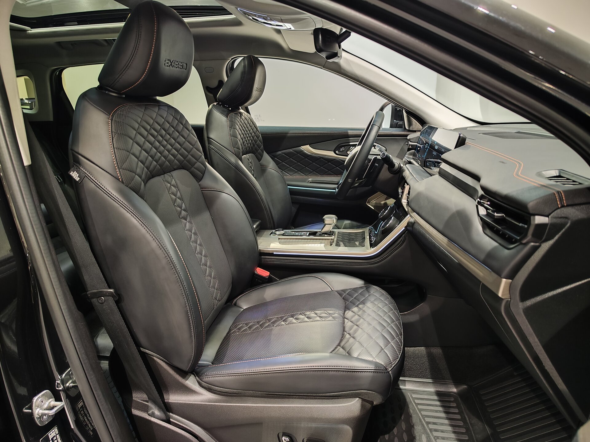 Автомобиль EXEED TXL 2.0 AMT (197 л.с.) 4WD - 14