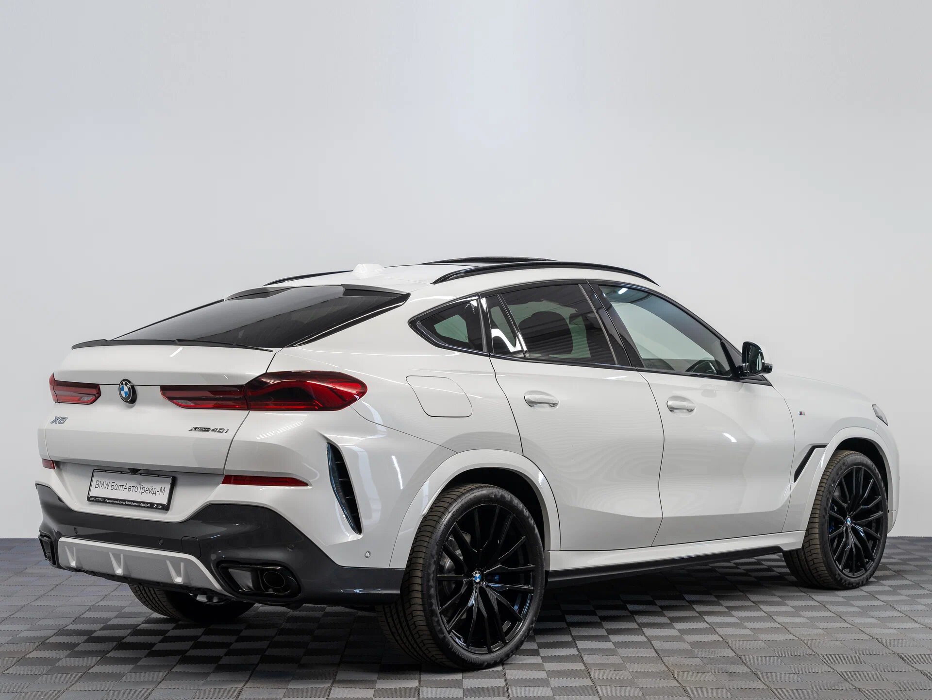 Автомобиль BMW X6 40i 3.0 AT (381 л.с.) 4WD - 5