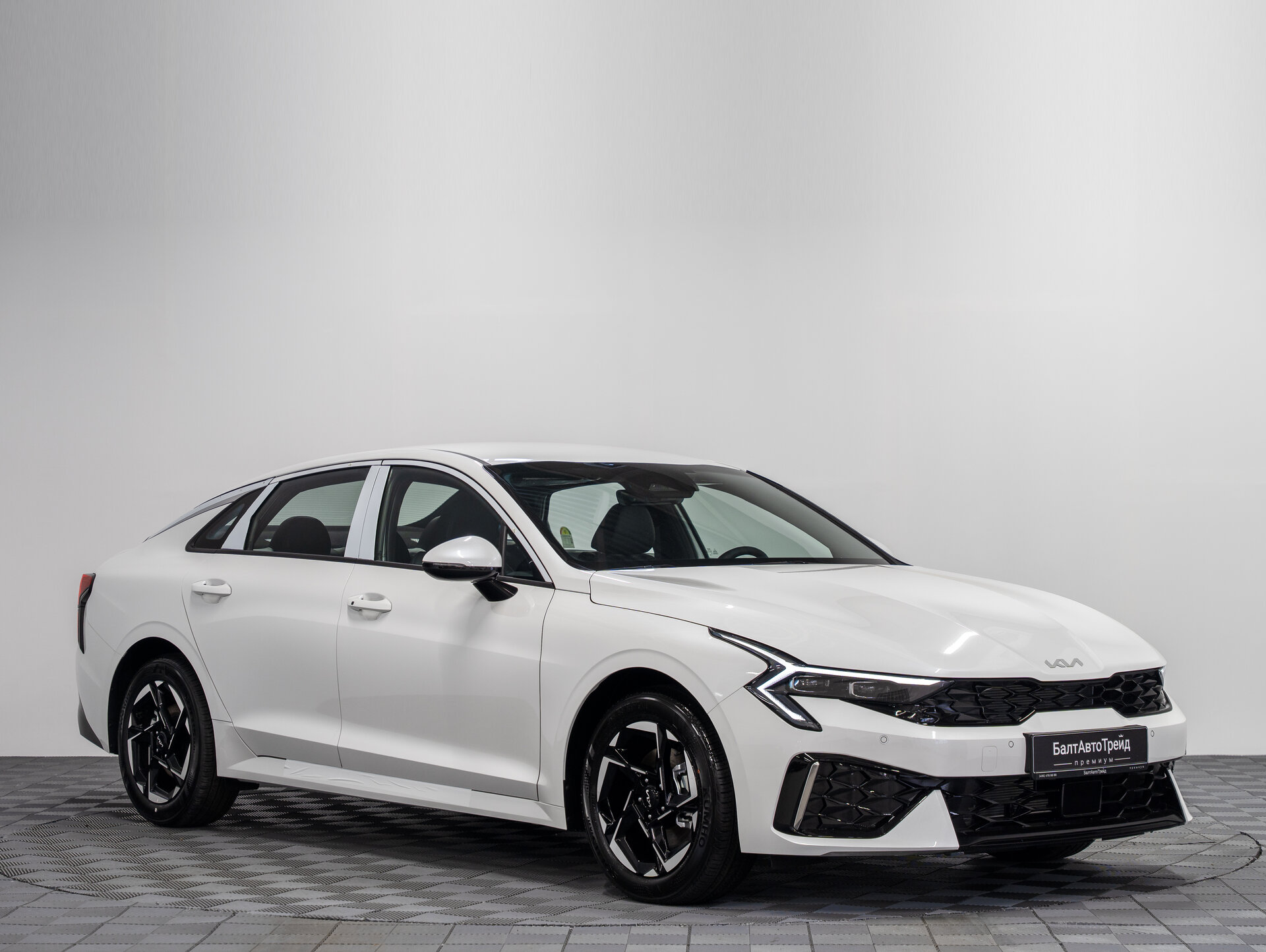 Автомобиль Kia K5 2.0 AT (160 л.с.) - 5