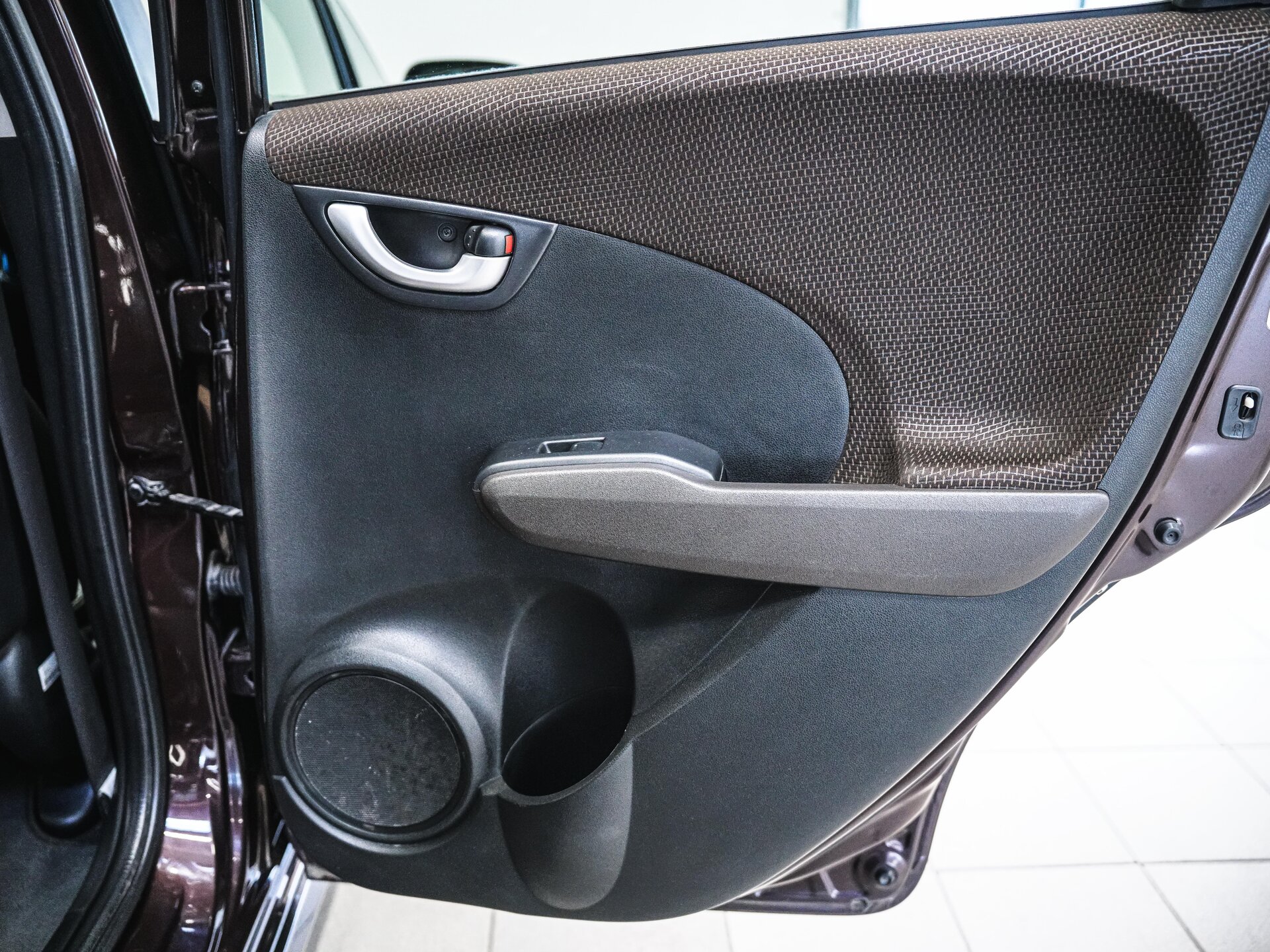 Honda Fit Shuttle 2012 25