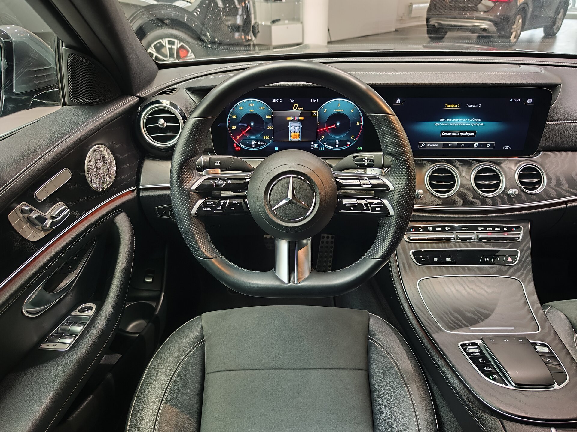 Автомобиль Mercedes-Benz E-Класс 350 d 2.9d AT (249 л.с.) 4WD - 16