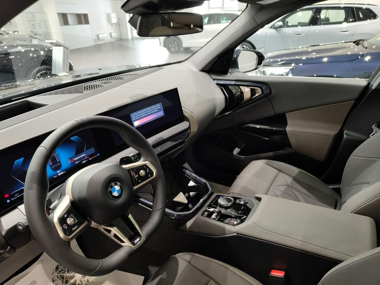Автомобиль BMW X3 30L xDrive 2.0 AT (258 л.с.) 4WD - 5
