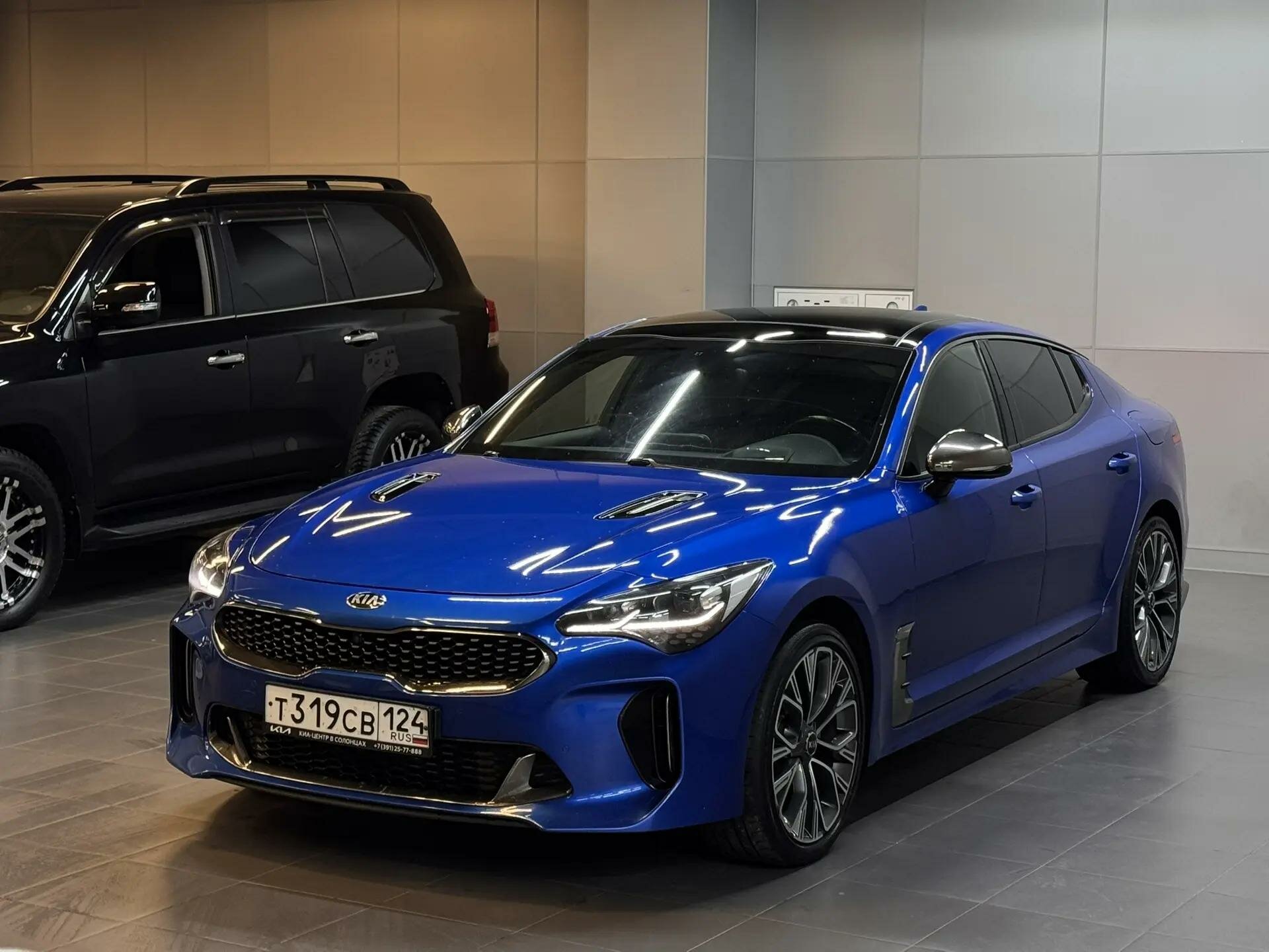 Kia Stinger — фото 1