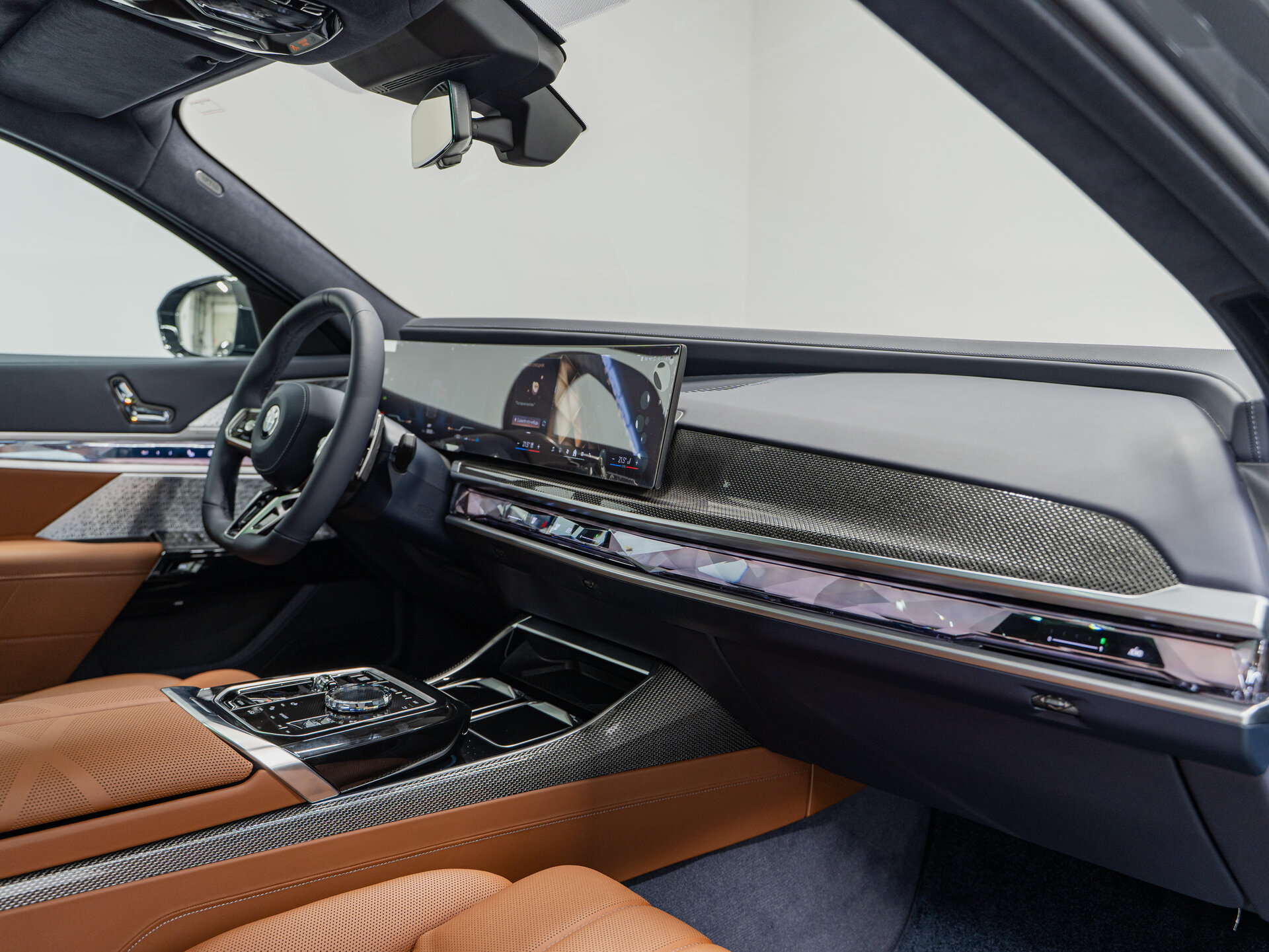 Автомобиль BMW 7 серии 760i xDrive 4.4 AT (544 л.с.) 4WD - 14
