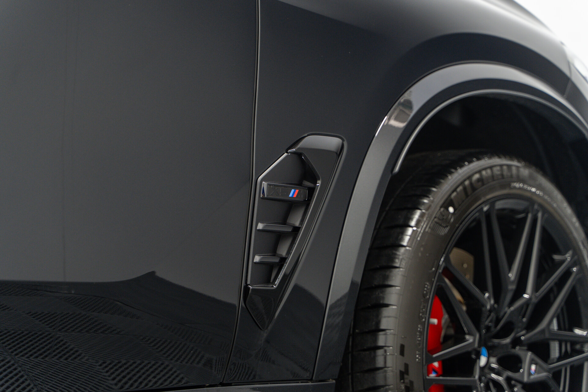 Автомобиль BMW X5 M Competition 4.4 AT (625 л.с.) 4WD - 10