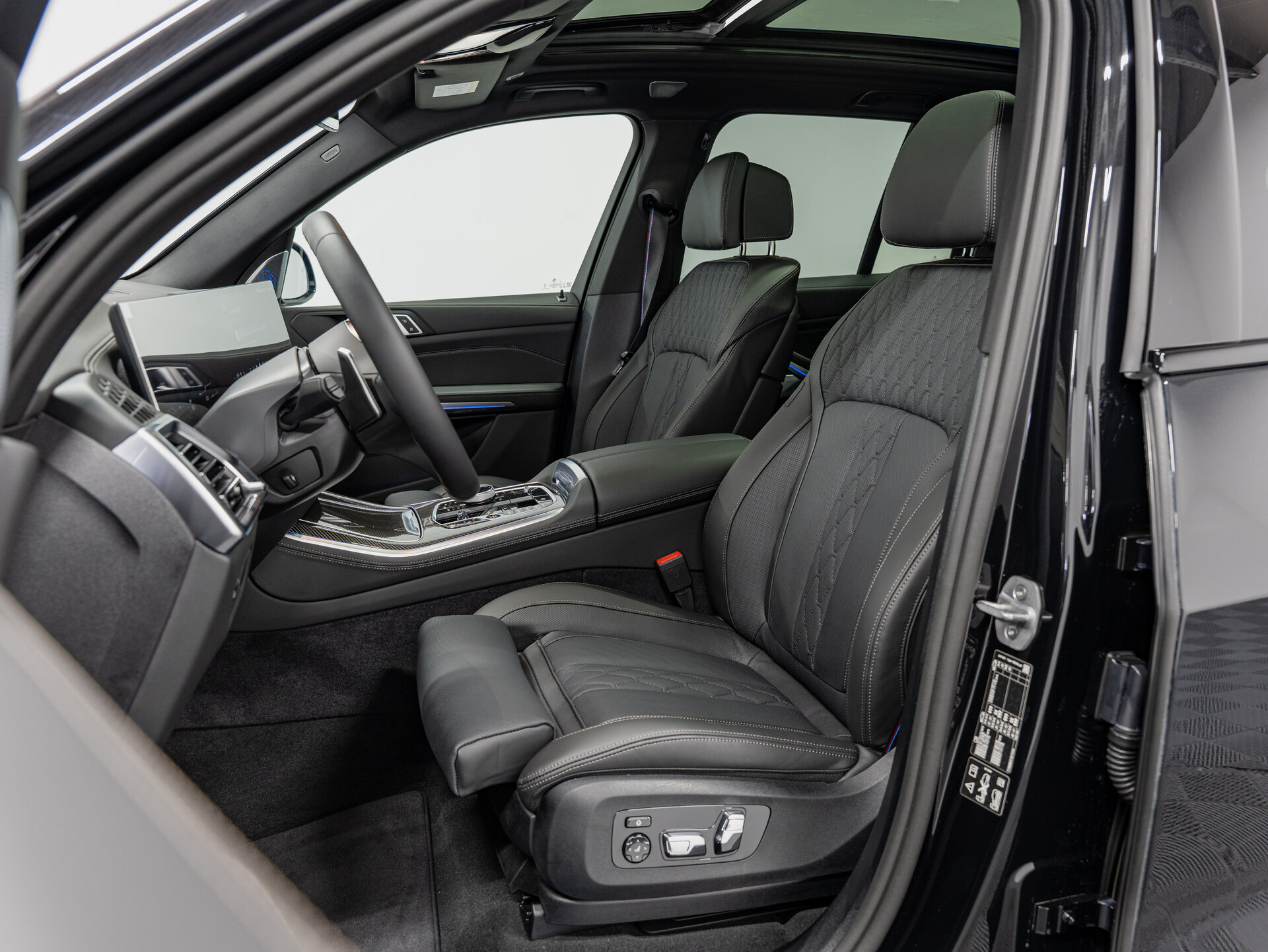 Автомобиль BMW X5 40i 3.0 AT (381 л.с.) 4WD - 4
