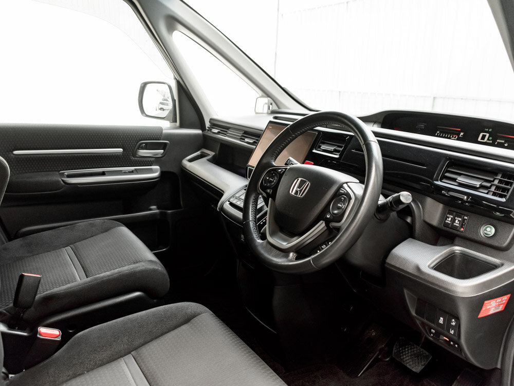 Купить Honda Stepwgn Spada 1.5 CVT (150 л.с.), 2019 в Екатеренбурге