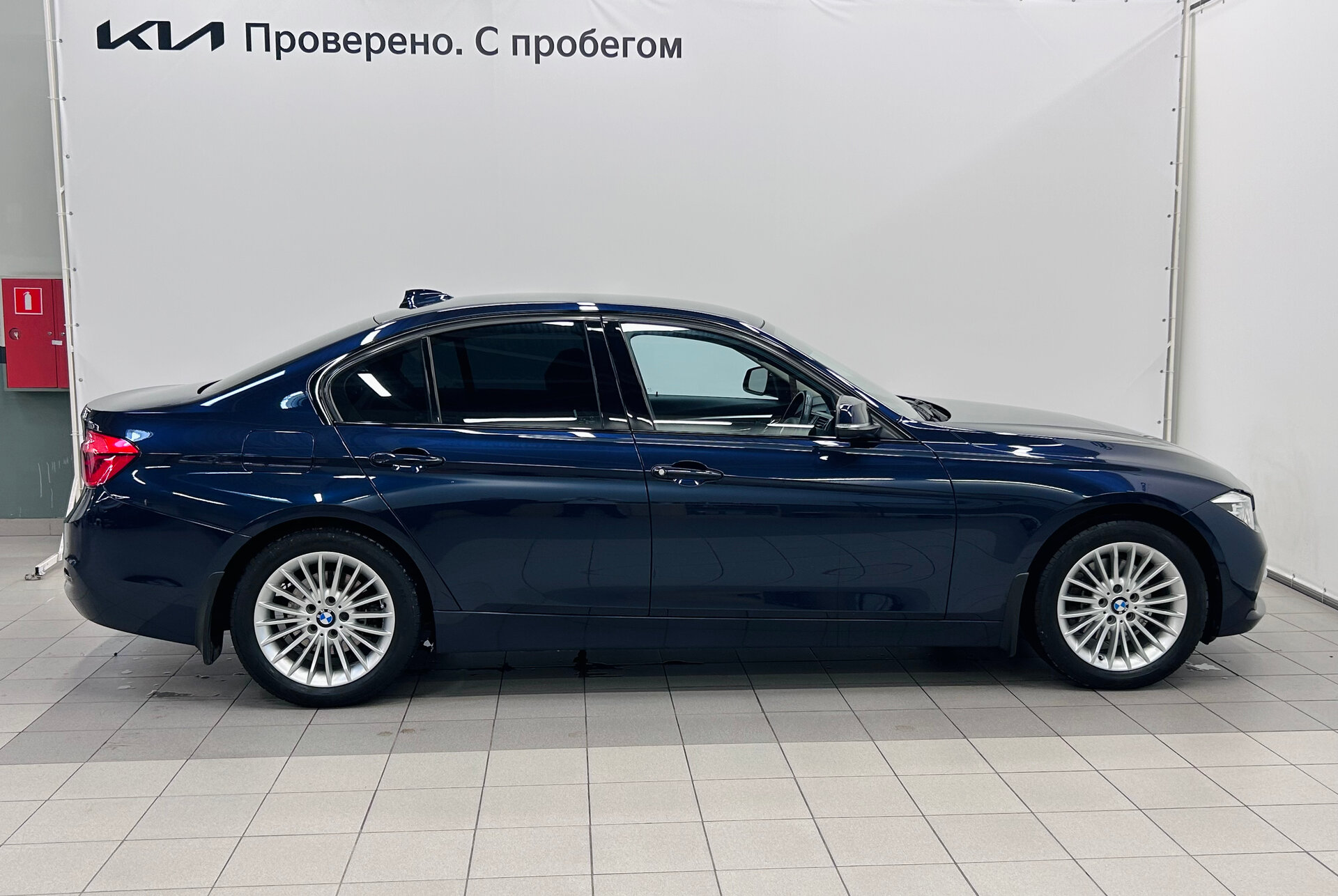 BMW 3 серии 2017 6