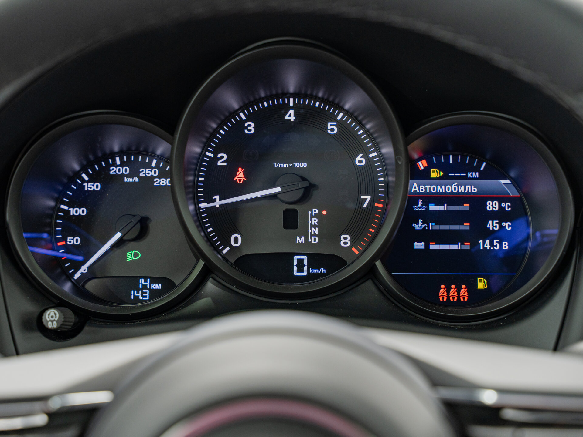 Автомобиль Porsche Macan 2.0 AMT (265 л.с.) 4WD - 18