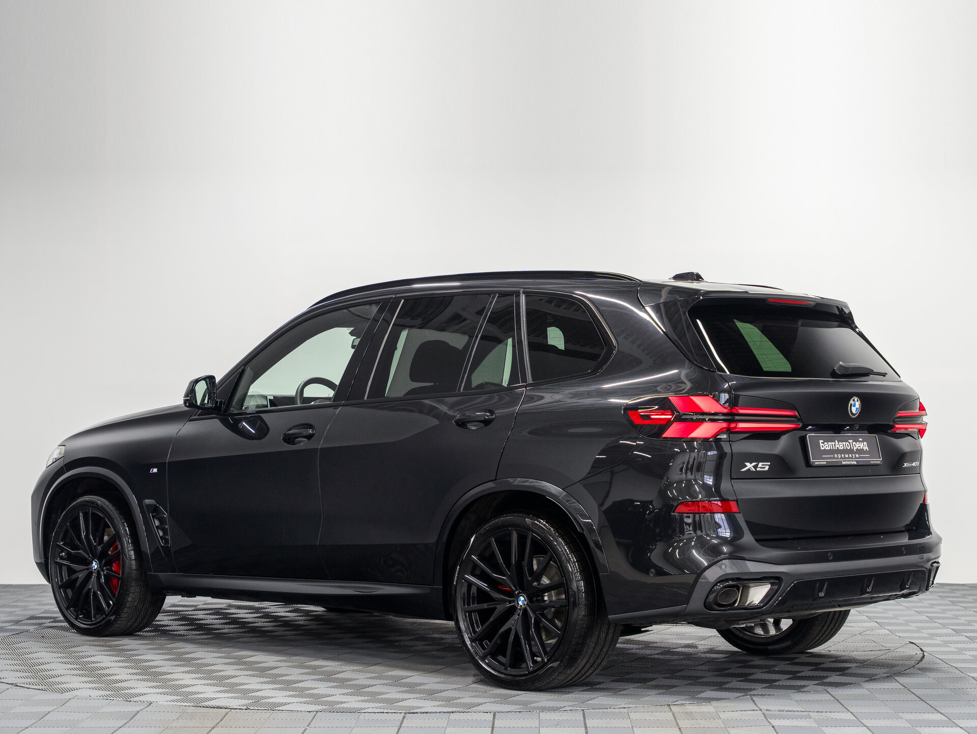 Автомобиль BMW X5 40d 3.0d AT (352 л.с.) 4WD - 10