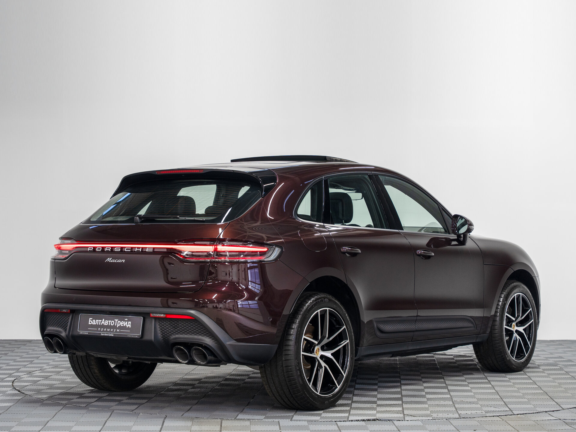 Автомобиль Porsche Macan 2.0 AMT (265 л.с.) 4WD - 7