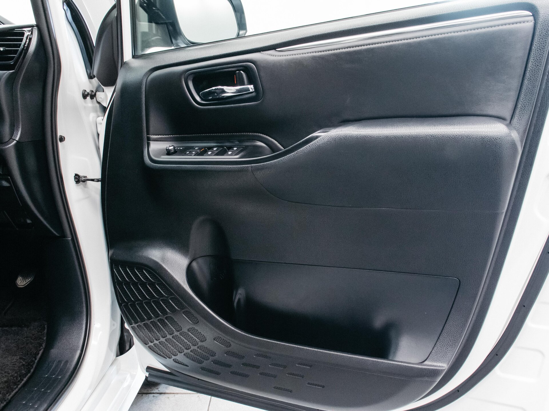 Toyota Esquire 2016 10