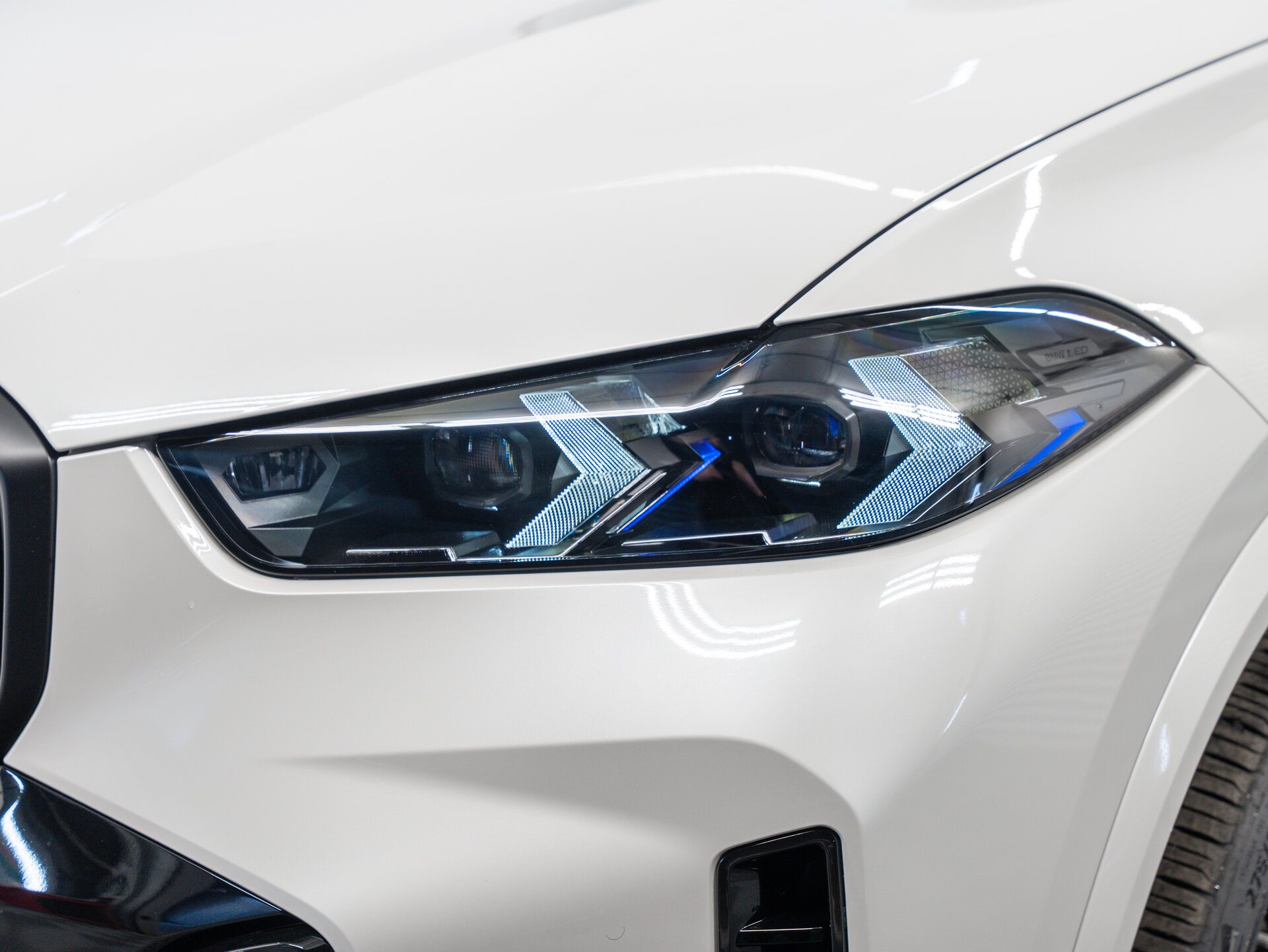 Автомобиль BMW X5 40d 3.0d AT (352 л.с.) 4WD - 10