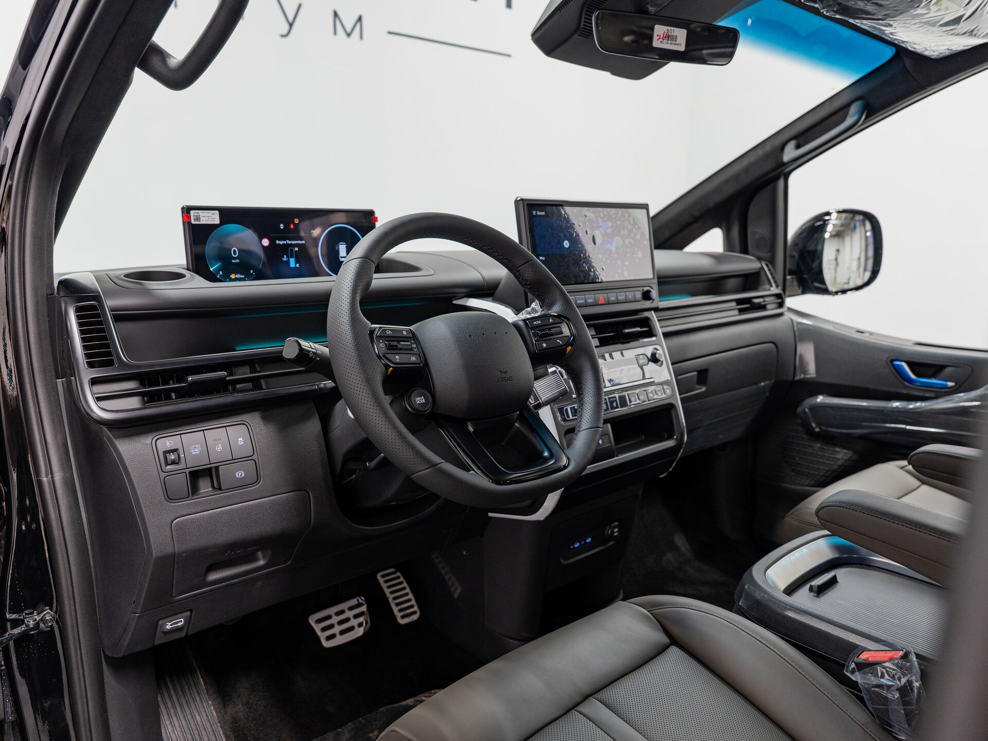 Автомобиль Hyundai Staria 1.6hyb AT (245 л.с.) - 13