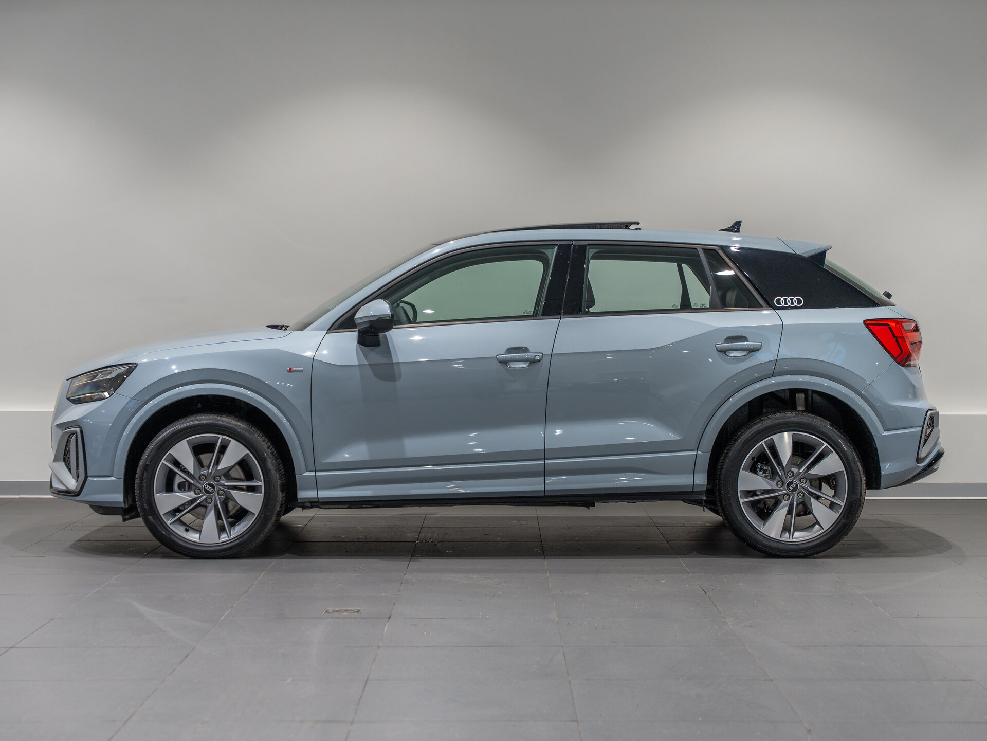 Автомобиль Audi Q2 35 TFSI 1.5 AMT (160 л.с.) - 8