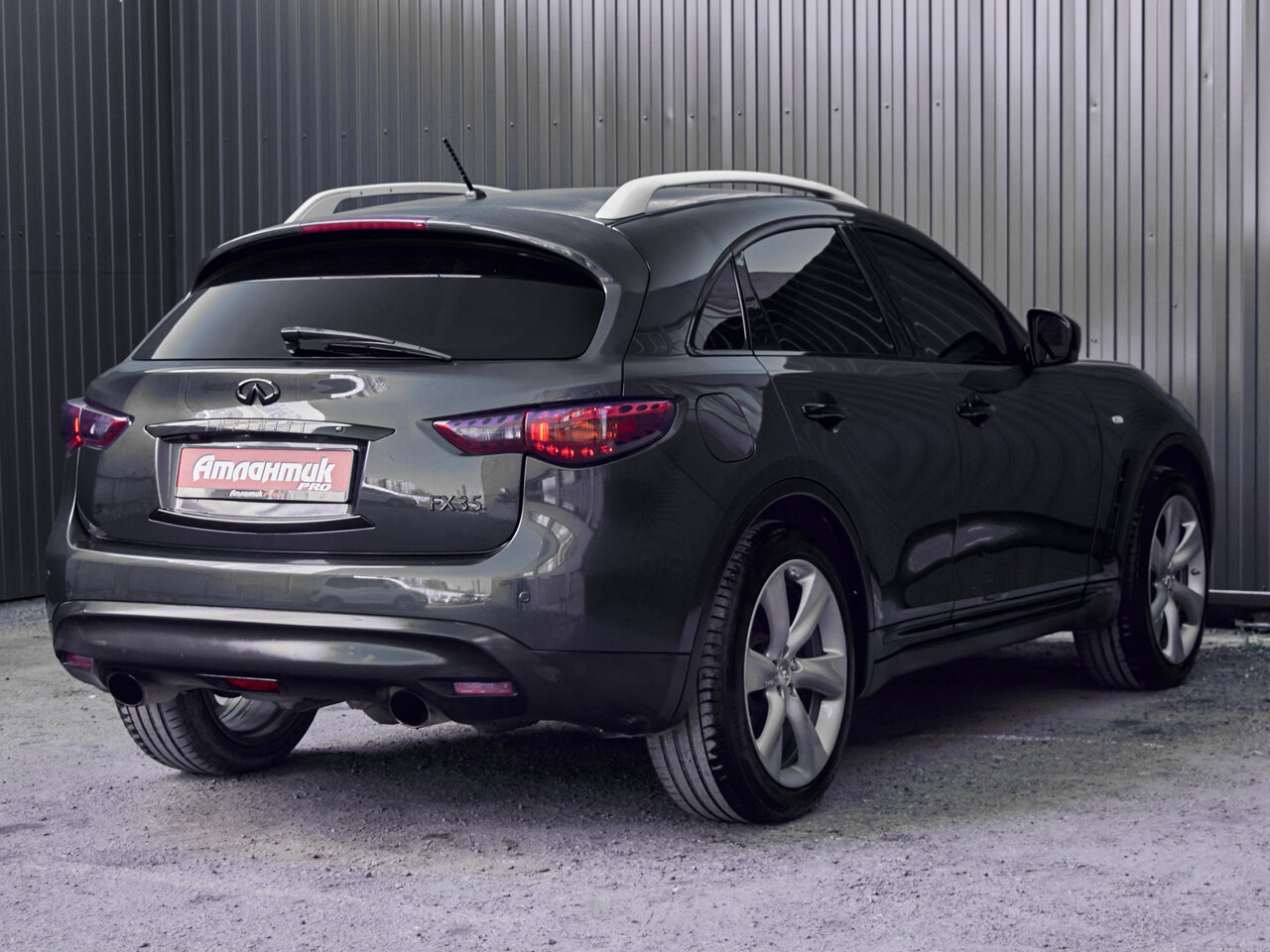 Купить Infiniti FX FX35 3.5 AT (307 л.с.) 4WD, 2009 в Екатеренбурге