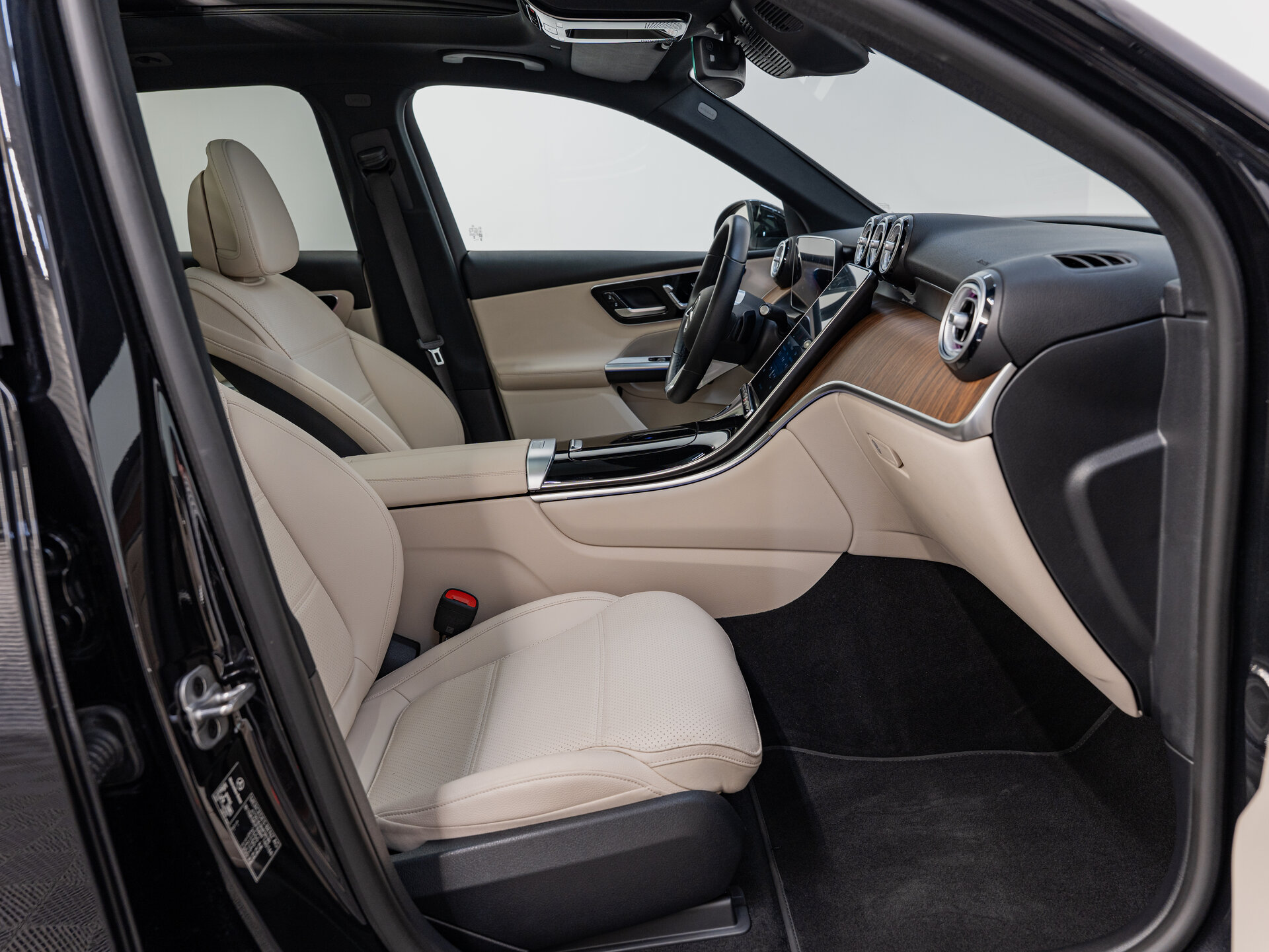 Автомобиль Mercedes-Benz GLC 220 d 2.0d AT (197 л.с.) 4WD - 10