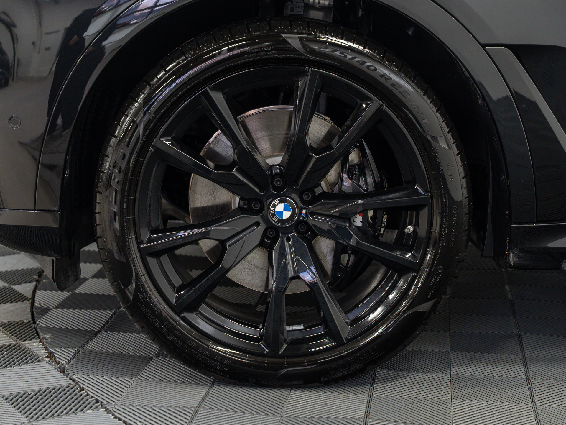 Автомобиль BMW X7 40d 3.0d AT (340 л.с.) 4WD - 3