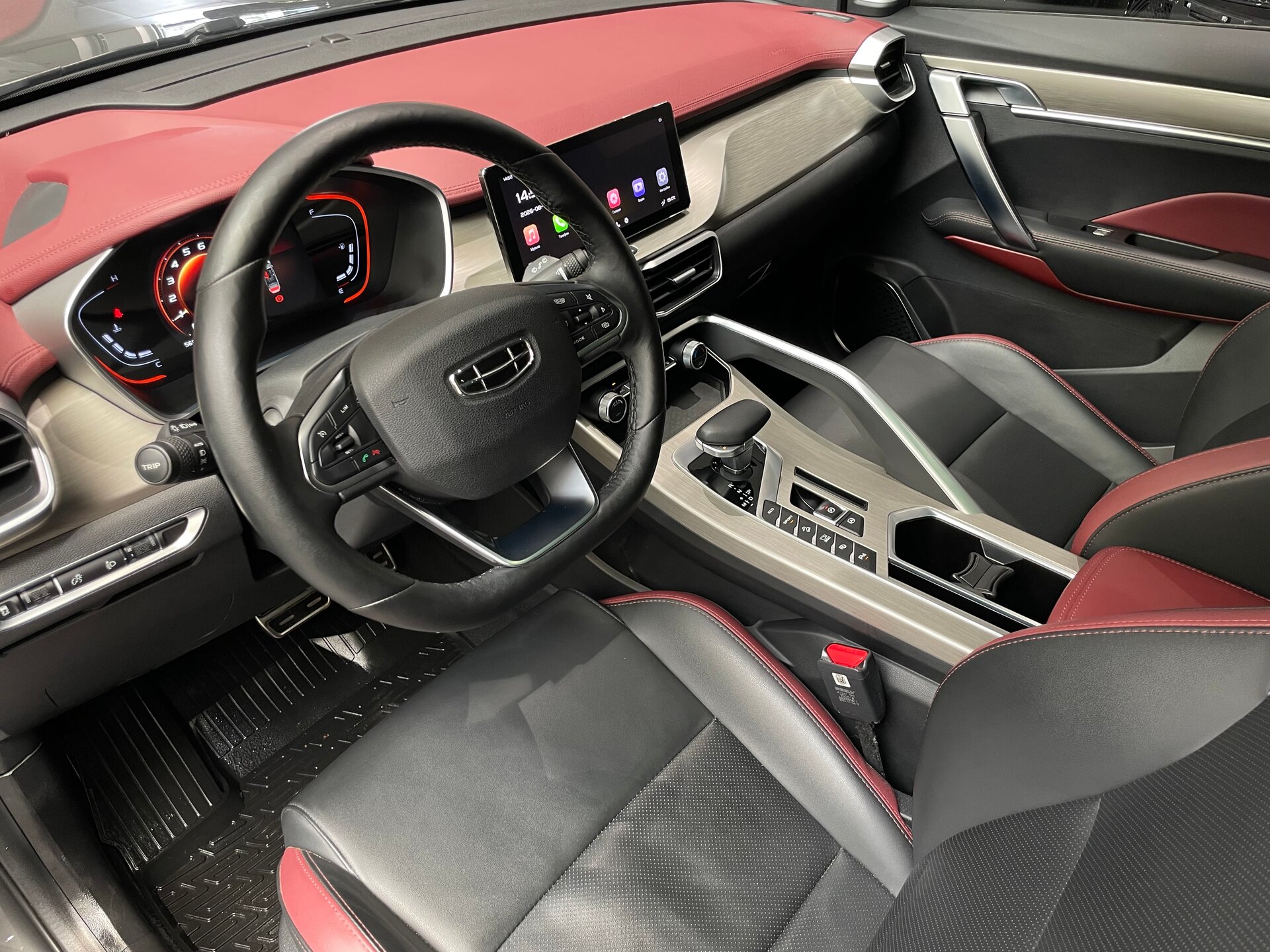Автомобиль Geely Coolray 1.5 AMT (150 л.с.) - 7
