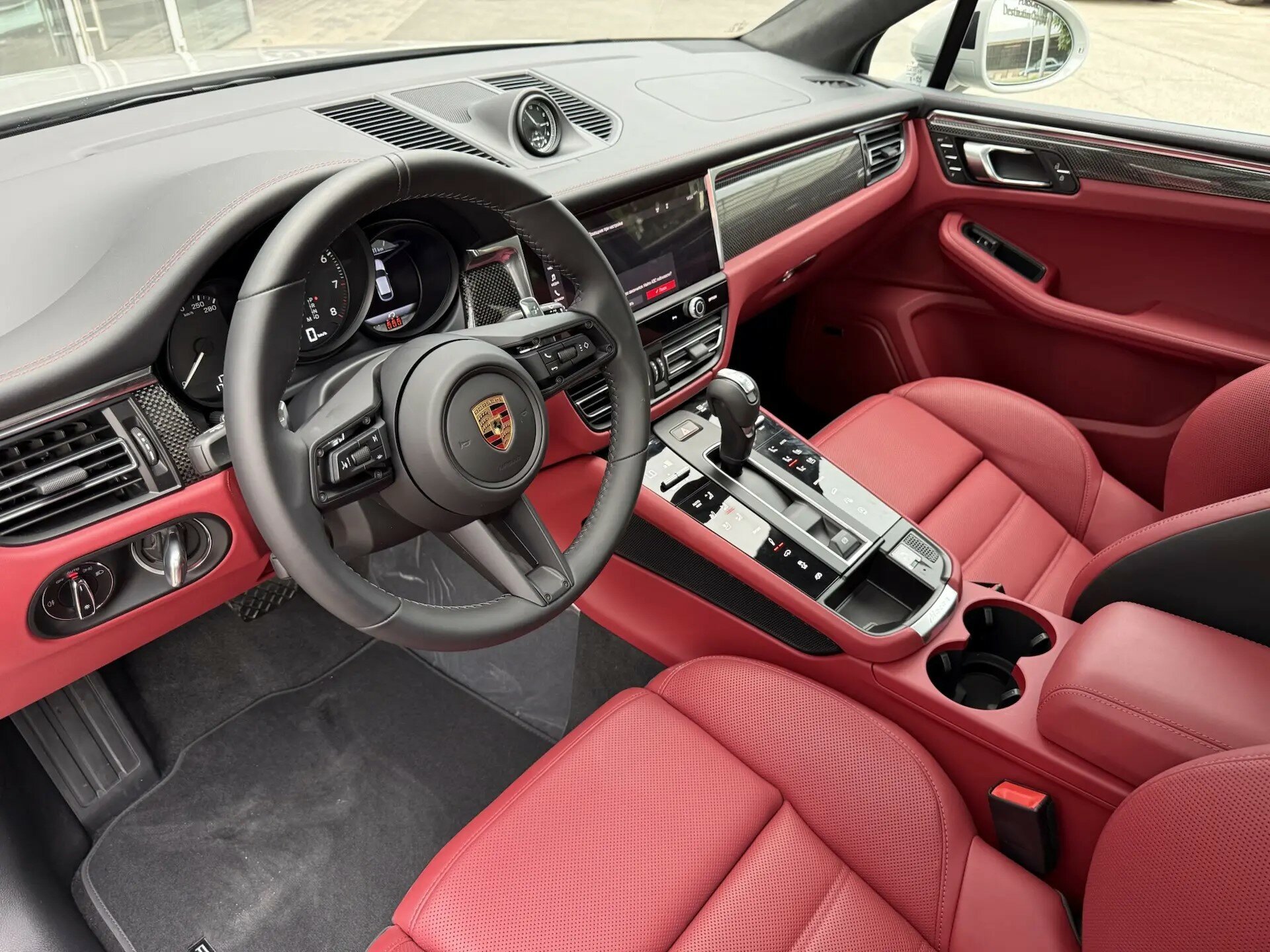 Автомобиль Porsche Macan GTS 2.9 AMT (440 л.с.) 4WD - 7