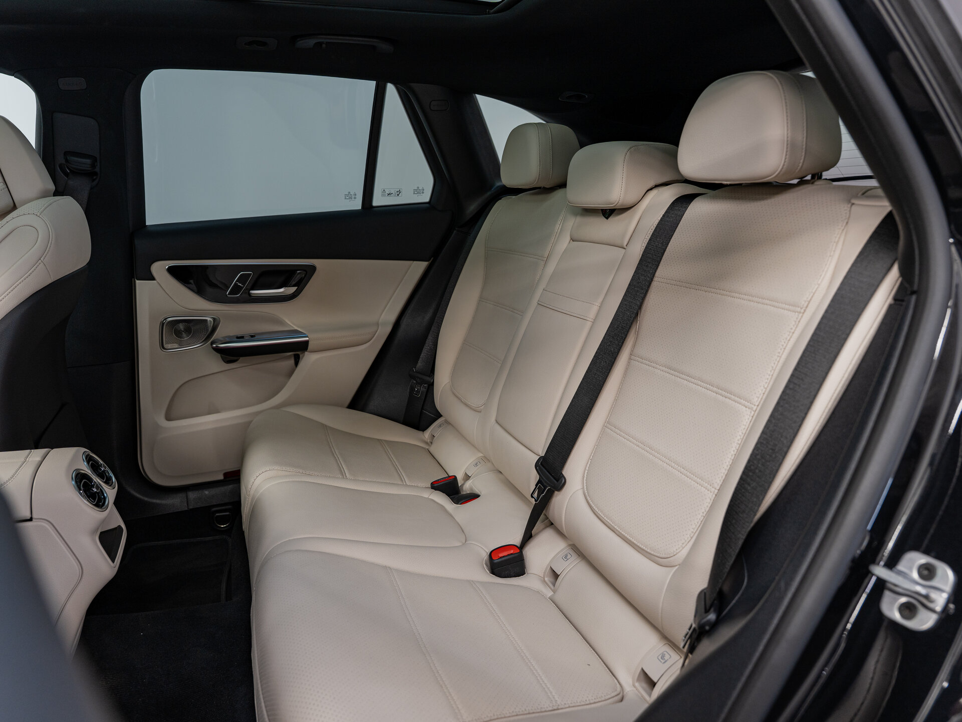 Автомобиль Mercedes-Benz GLC 220 d 2.0d AT (197 л.с.) 4WD - 19
