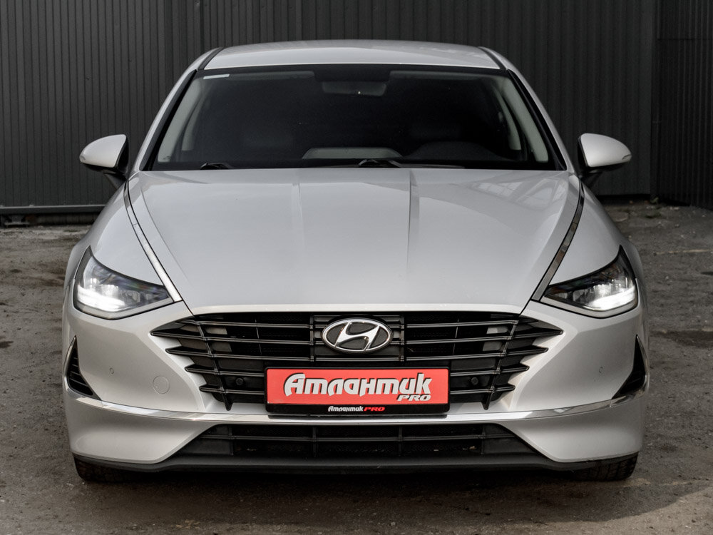 Купить Hyundai Sonata 2.0 AT (150 л.с.), 2020 в Екатеренбурге