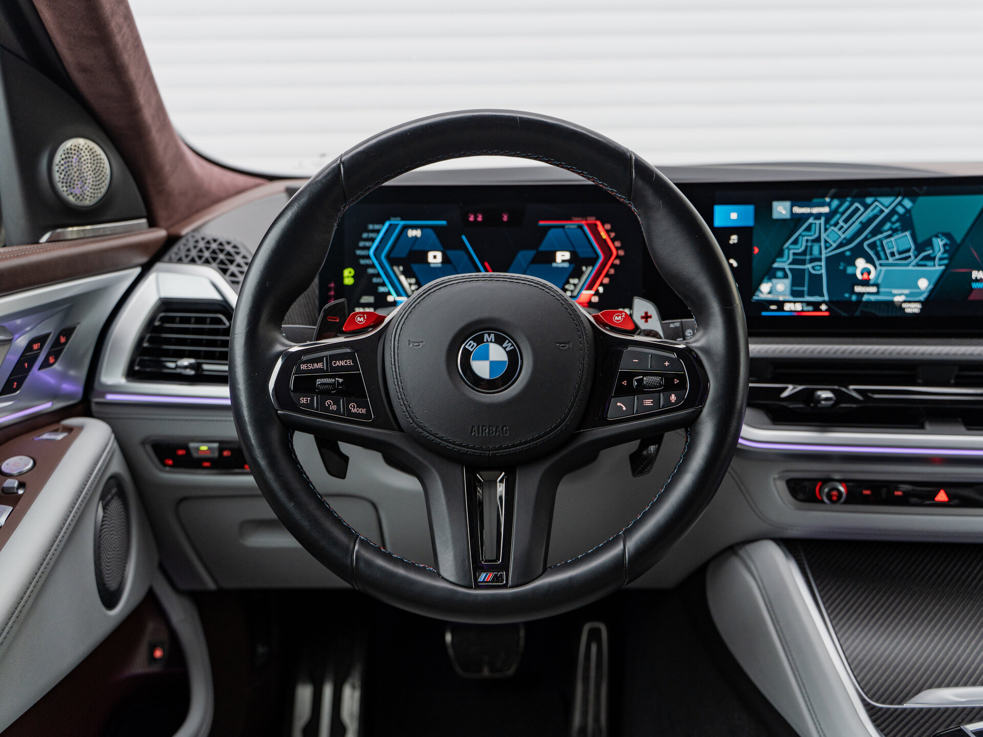 Автомобиль BMW XM 4.4hyb AT (653 л.с.) 4WD - 13