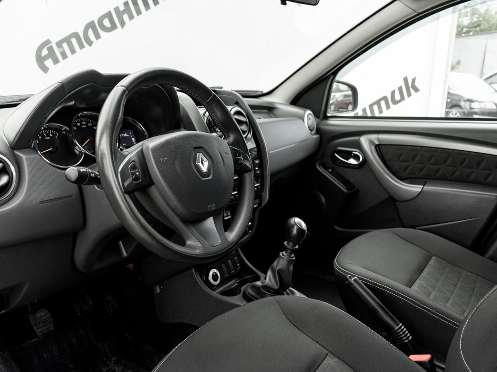Купить Renault Duster 2.0 MT (143 л.с.) 4WD, 2018 в Екатеренбурге