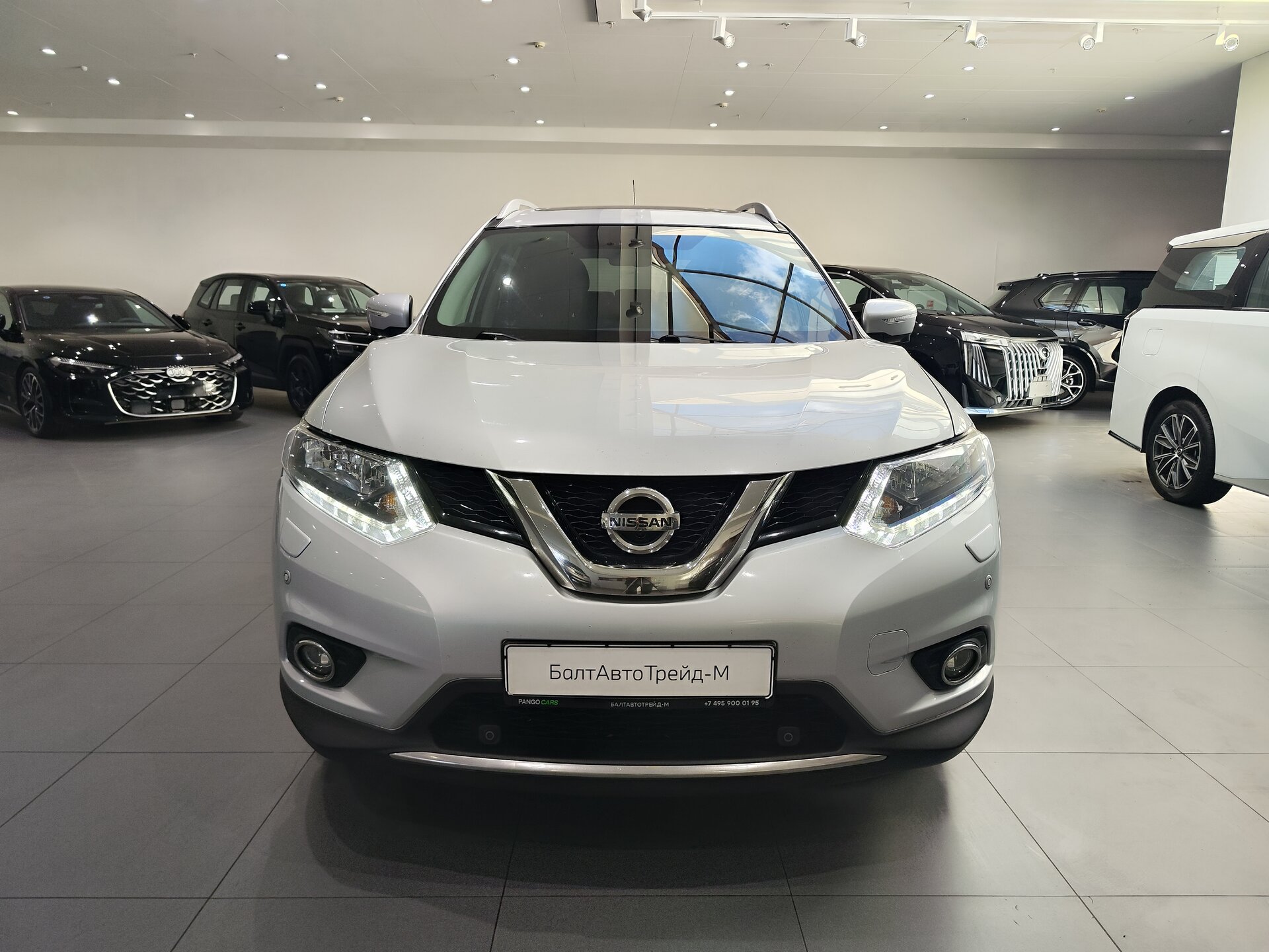 Автомобиль Nissan X-Trail 2.0 CVT (144 л.с.) 4WD - 2