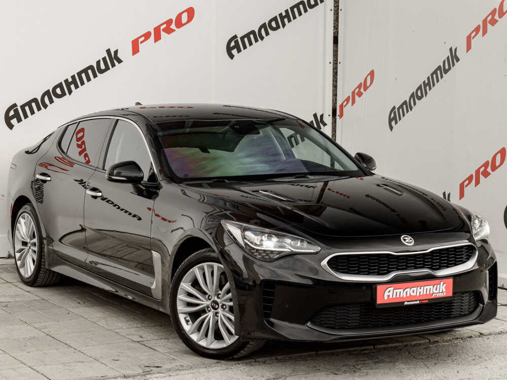 Купить Kia Stinger 2.0 AT (247 л.с.) 4WD, 2018 в Екатеренбурге