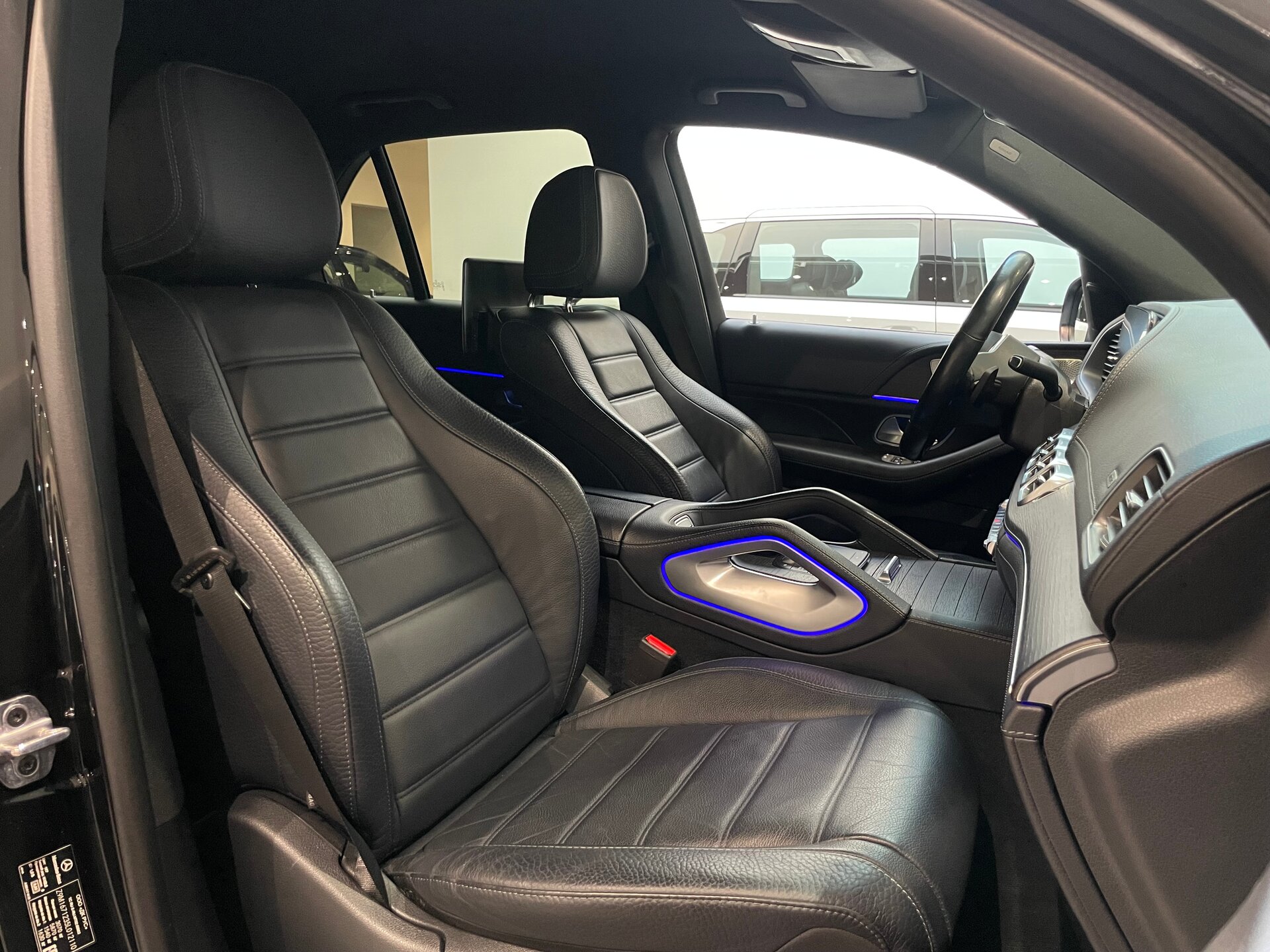 Автомобиль Mercedes-Benz GLE 400 d 2.9d AT (330 л.с.) 4WD - 12
