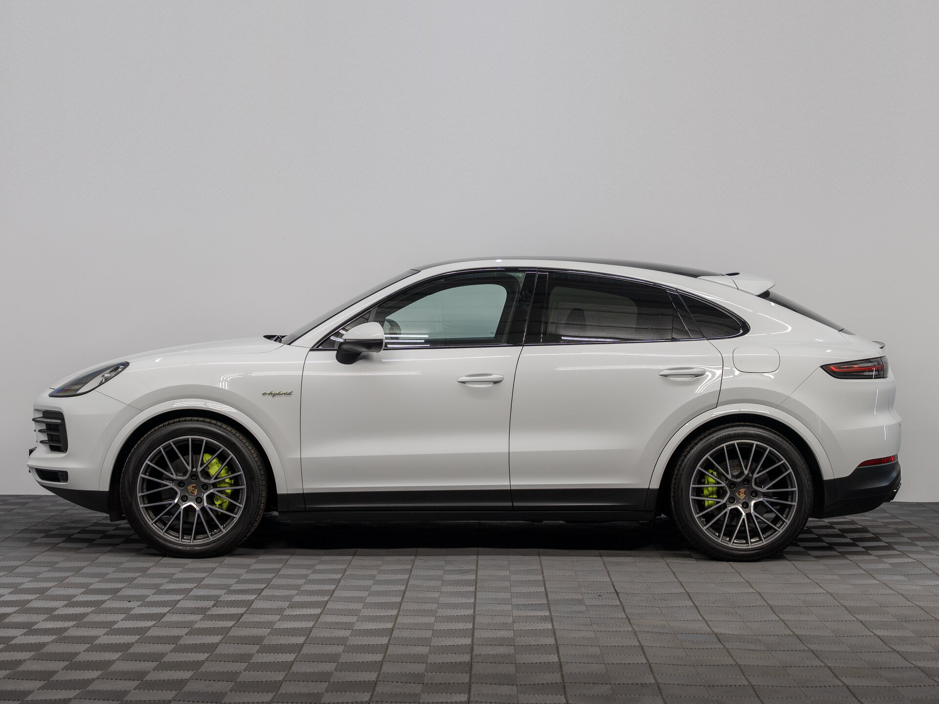 Автомобиль Porsche Cayenne E-Hybrid Coupé 3.0hyb AT (462 л.с.) 4WD - 8