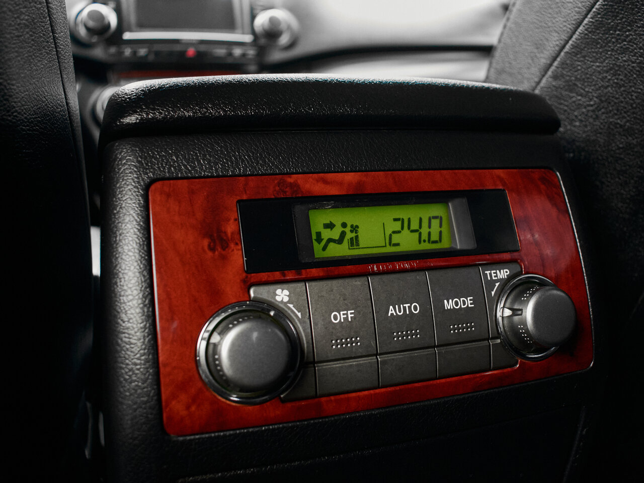 Купить Toyota Highlander 3.5 AT (273 л.с.) 4WD, 2013 в Екатеренбурге