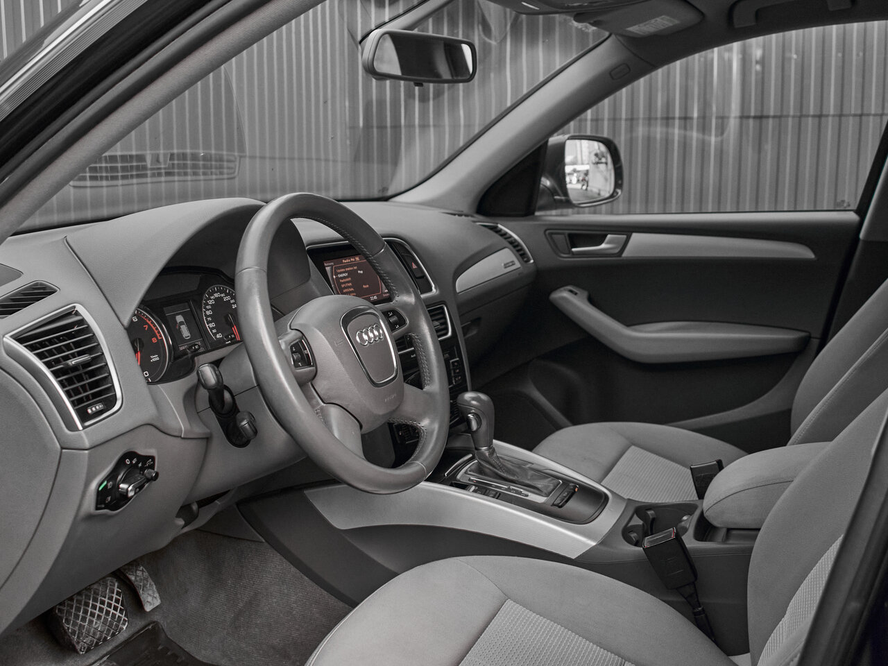 Купить Audi Q5 2.0 AMT (211 л.с.) 4WD, 2012 в Екатеренбурге