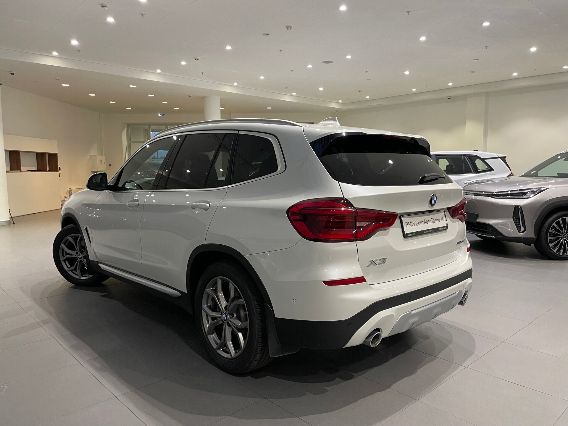Автомобиль BMW X3 20d xDrive 2.0d AT (190 л.с.) 4WD - 4