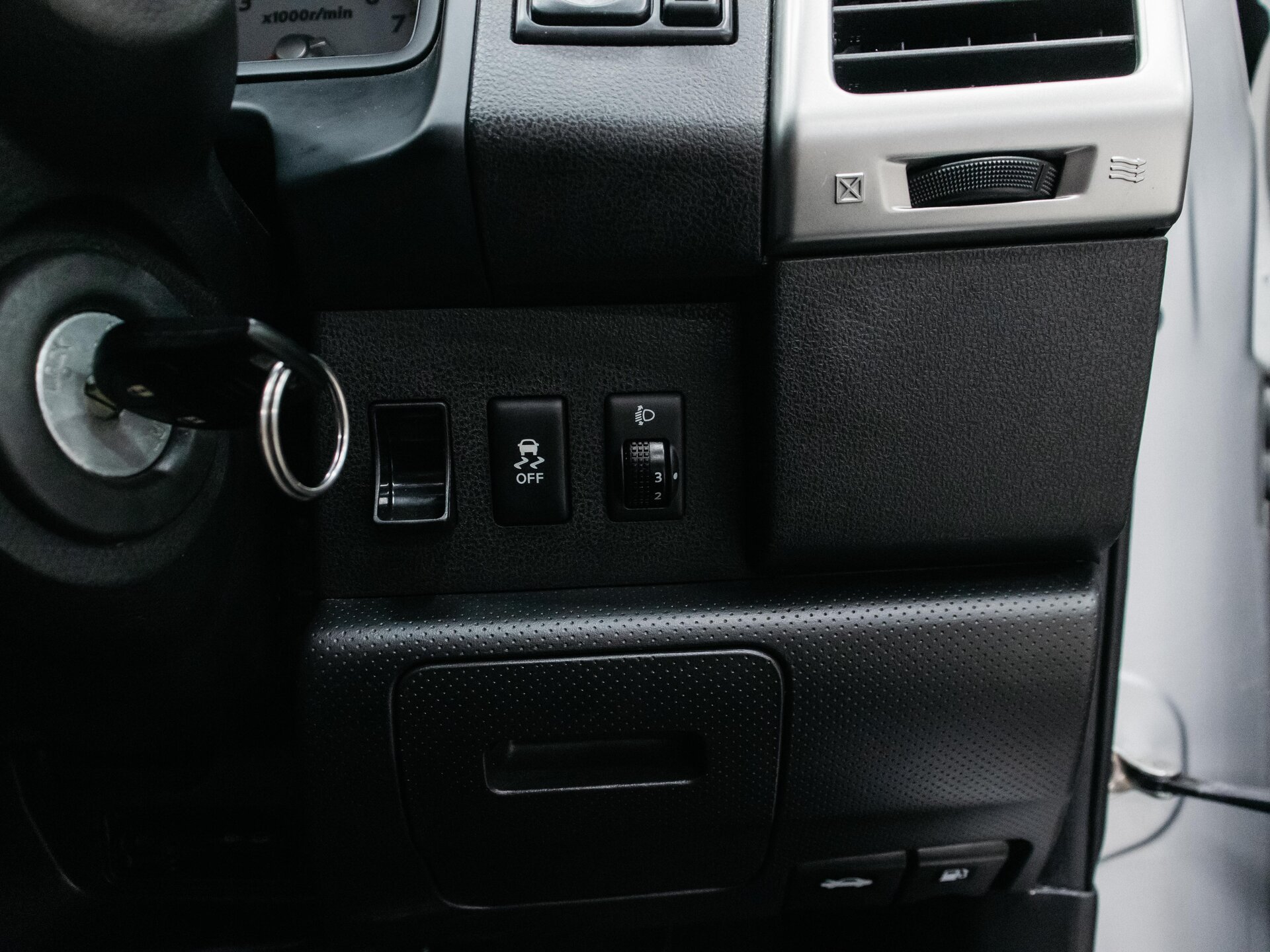 Nissan Wingroad 2018 16
