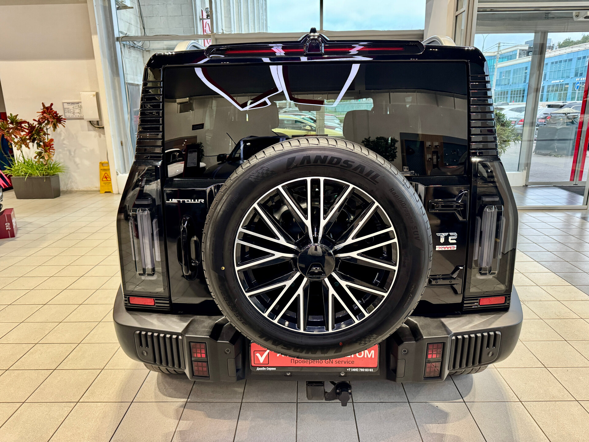 БУ автомобиль Jetour T2 2024  2.0 л ( 245 л. с.) Черный с пробегом 69390 км