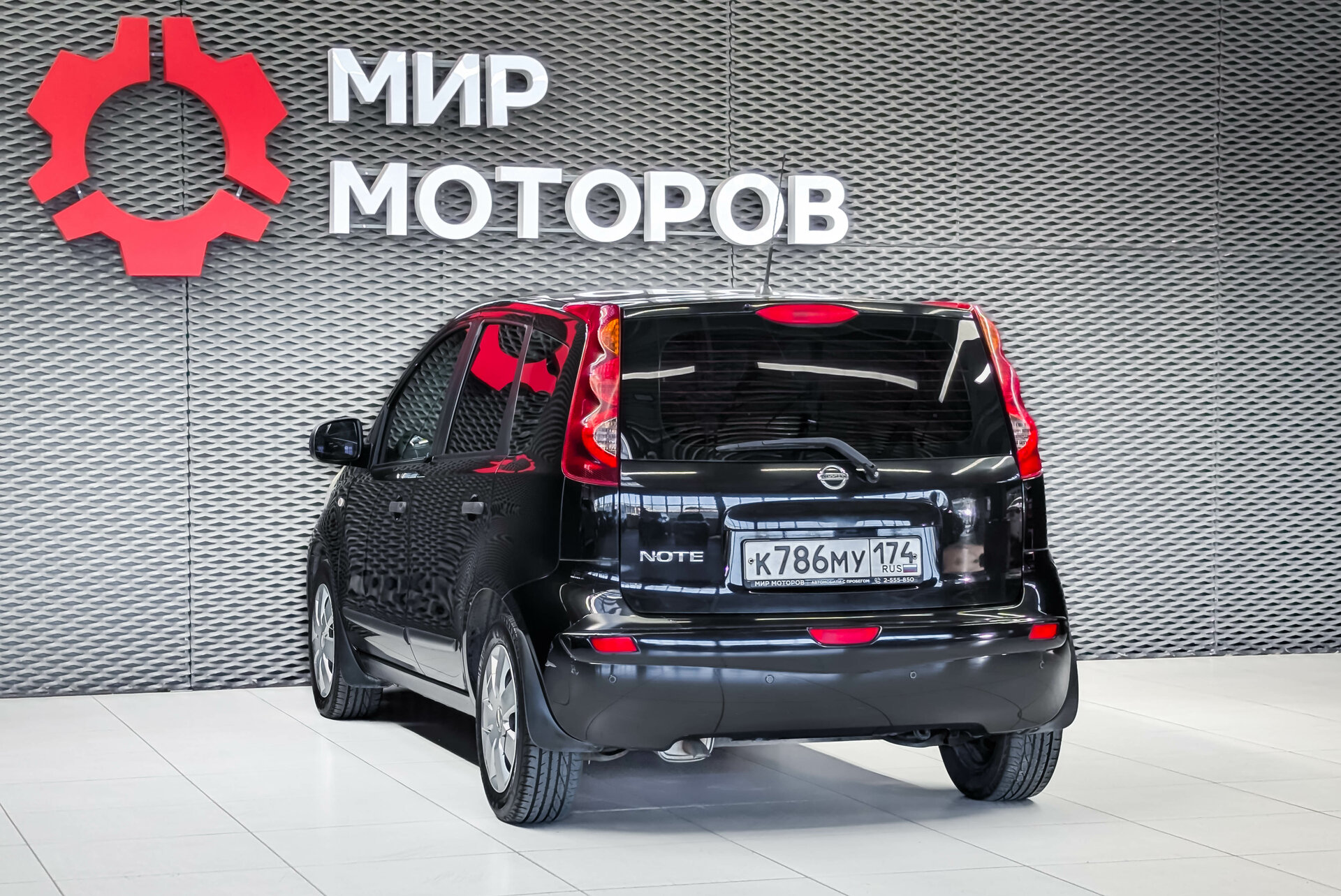 Nissan Note, I Рестайлинг , 2010, Хэтчбек 5 дв.