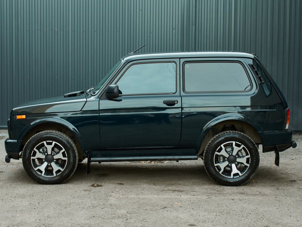 Купить Lada (ВАЗ) 2121 (4×4) 1.7 MT (83 л.с.) 4WD, 2021 в Екатеренбурге
