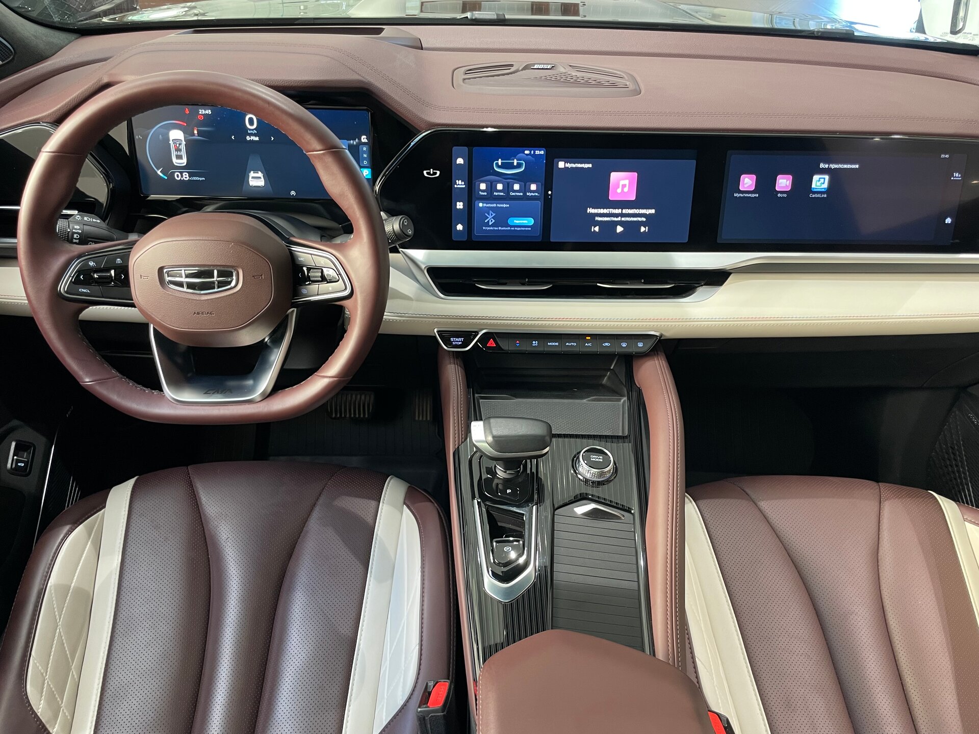 Автомобиль Geely Monjaro 2.0 AT (238 л.с.) 4WD - 13