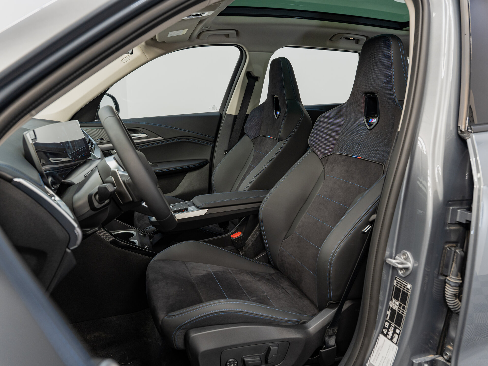 Автомобиль BMW X1 25Li xDrive 2.0 AMT (204 л.с.) 4WD - 17