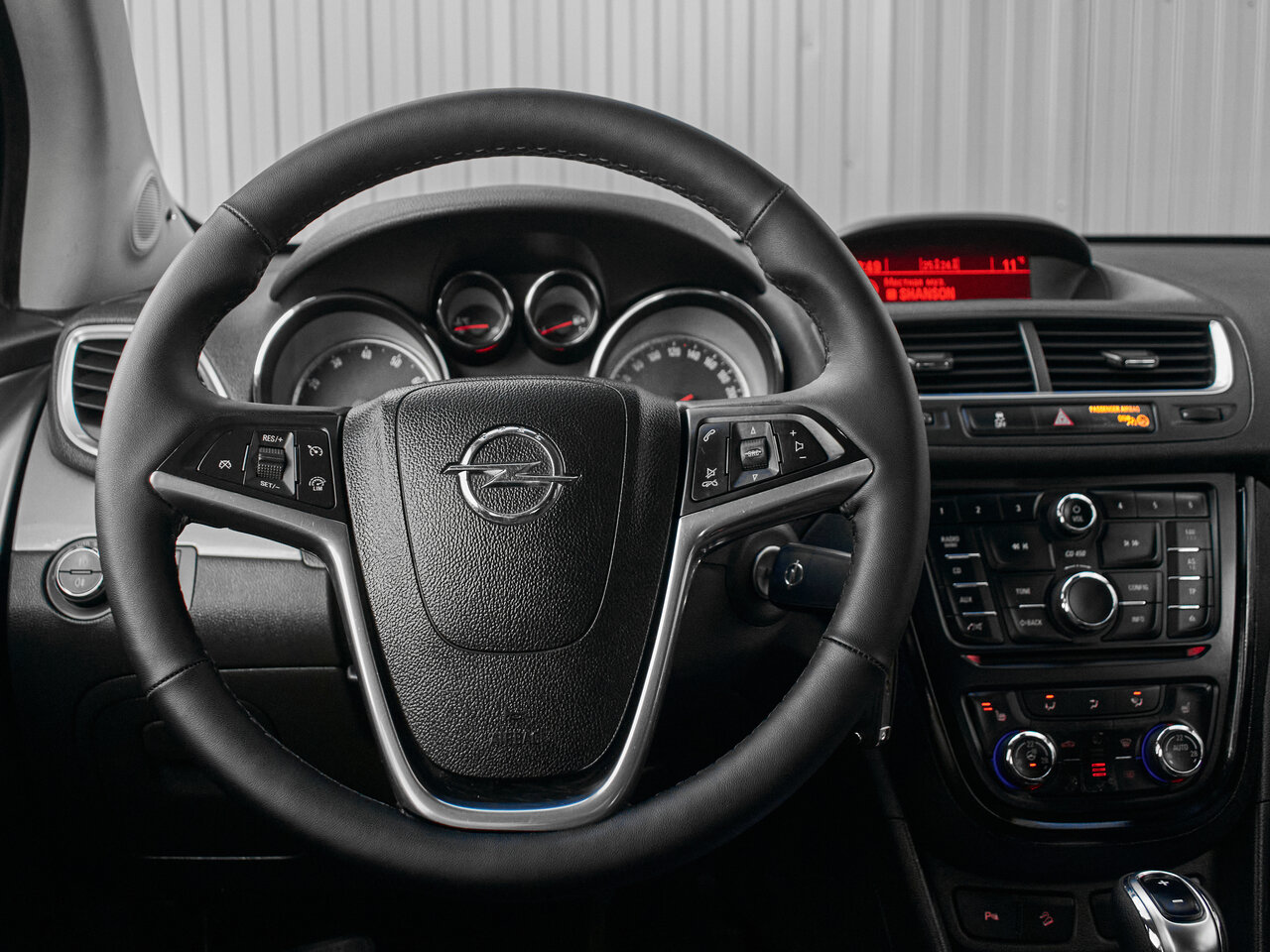 Купить Opel Mokka 1.8 AT (140 л.с.) 4WD, 2014 в Екатеренбурге