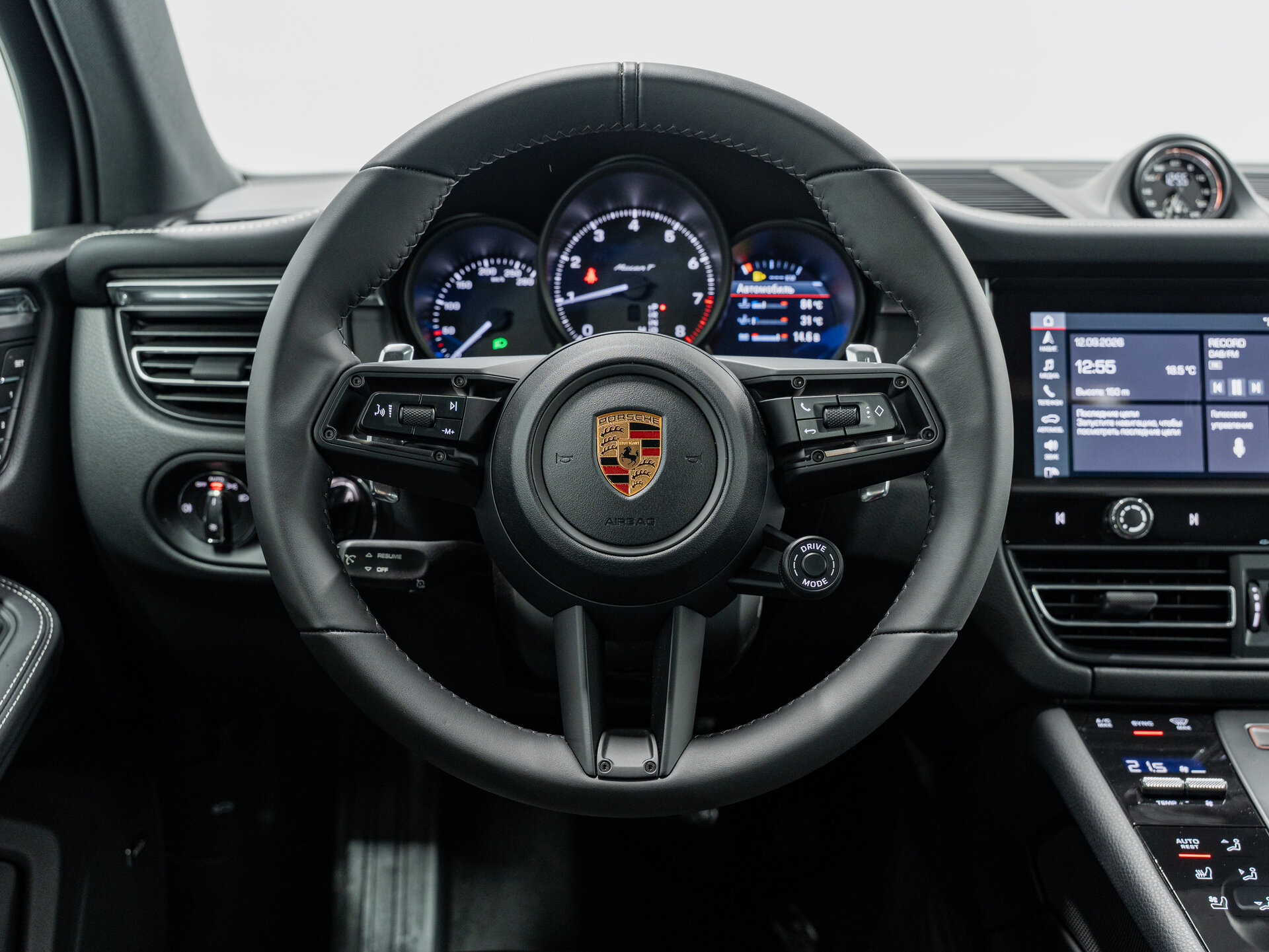 Автомобиль Porsche Macan 2.0 AMT (265 л.с.) 4WD - 16