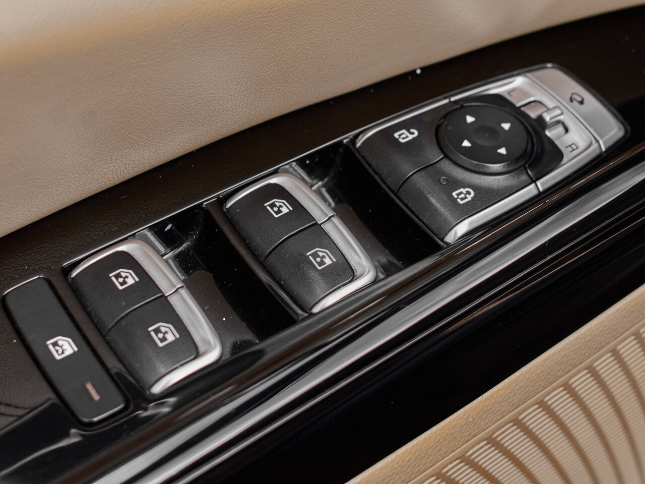 Купить Kia Carnival 2.2d AT (202 л.с.), 2021 в Екатеренбурге